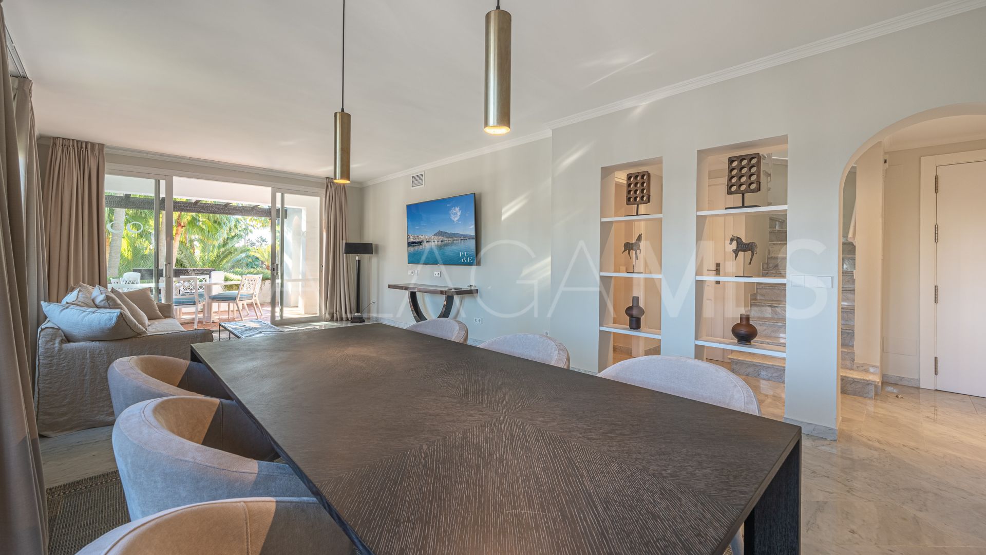 Buy duplex penthouse in Marina Puente Romano