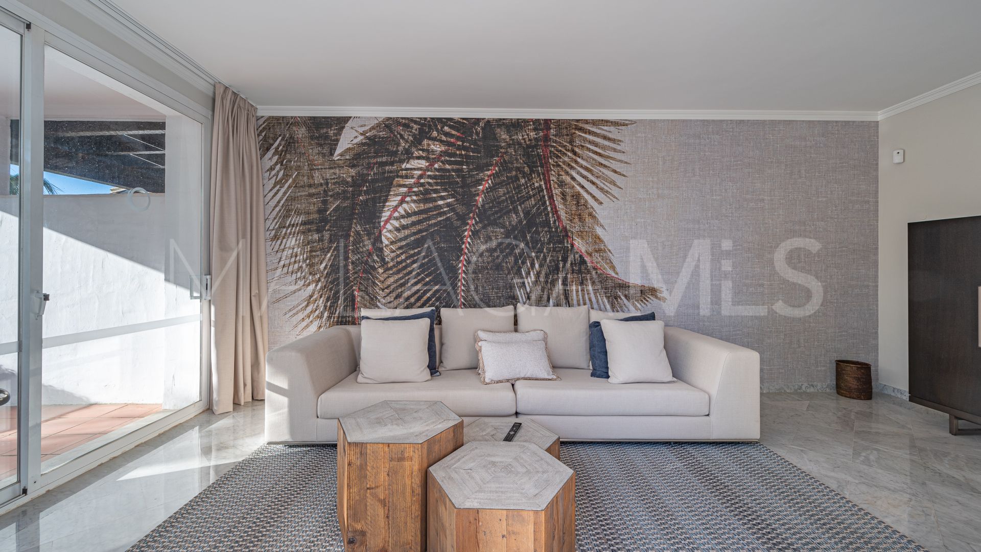 Buy duplex penthouse in Marina Puente Romano