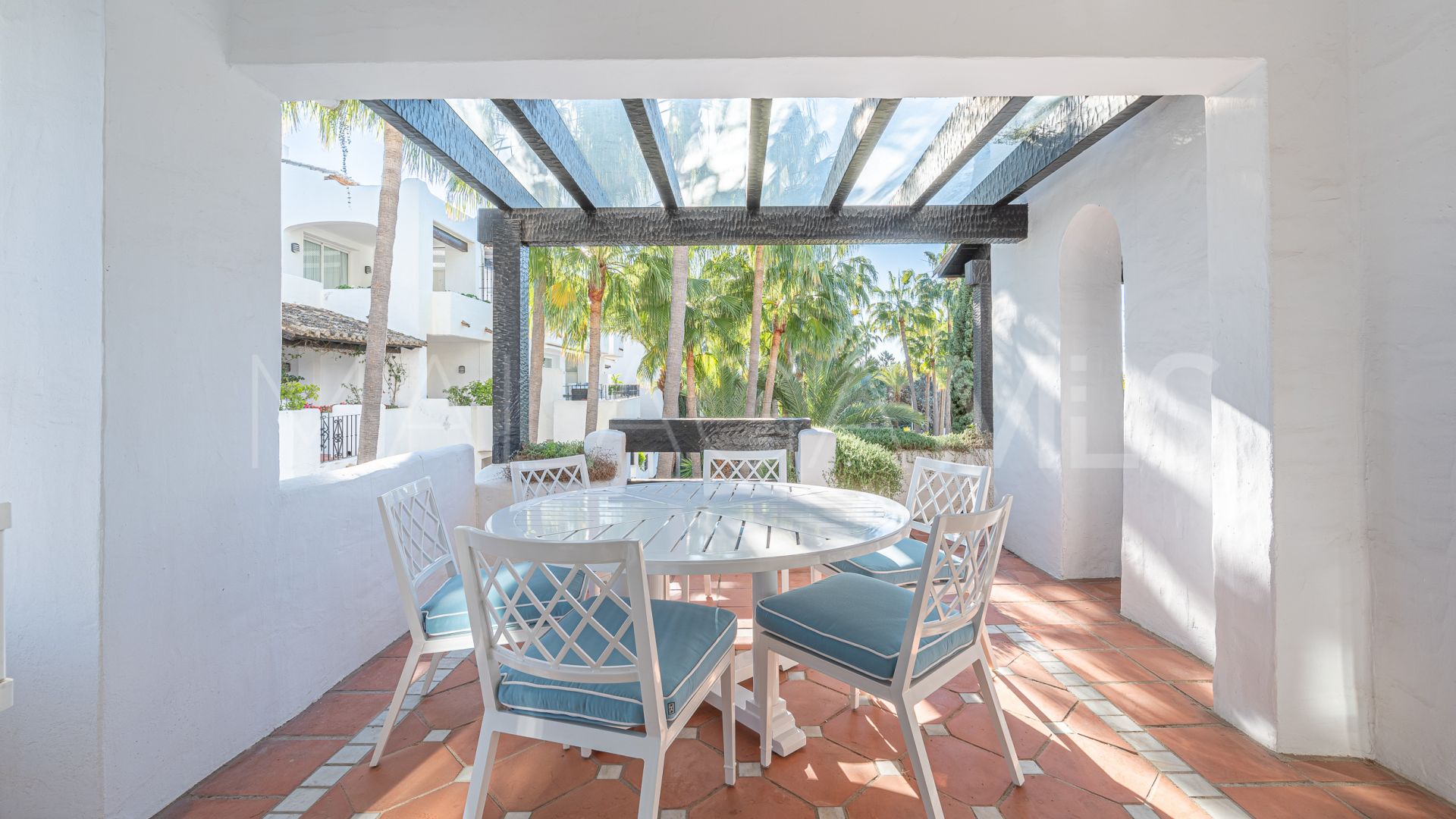 Buy duplex penthouse in Marina Puente Romano