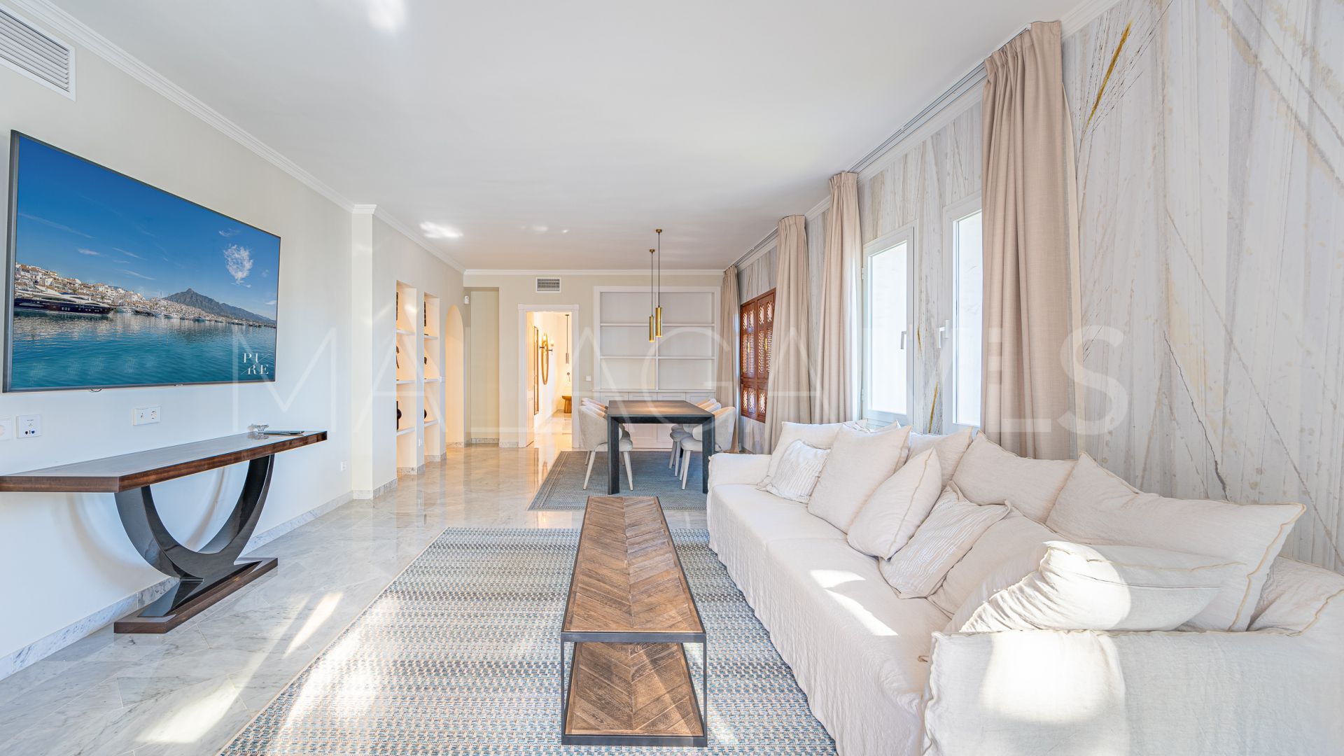 Buy duplex penthouse in Marina Puente Romano