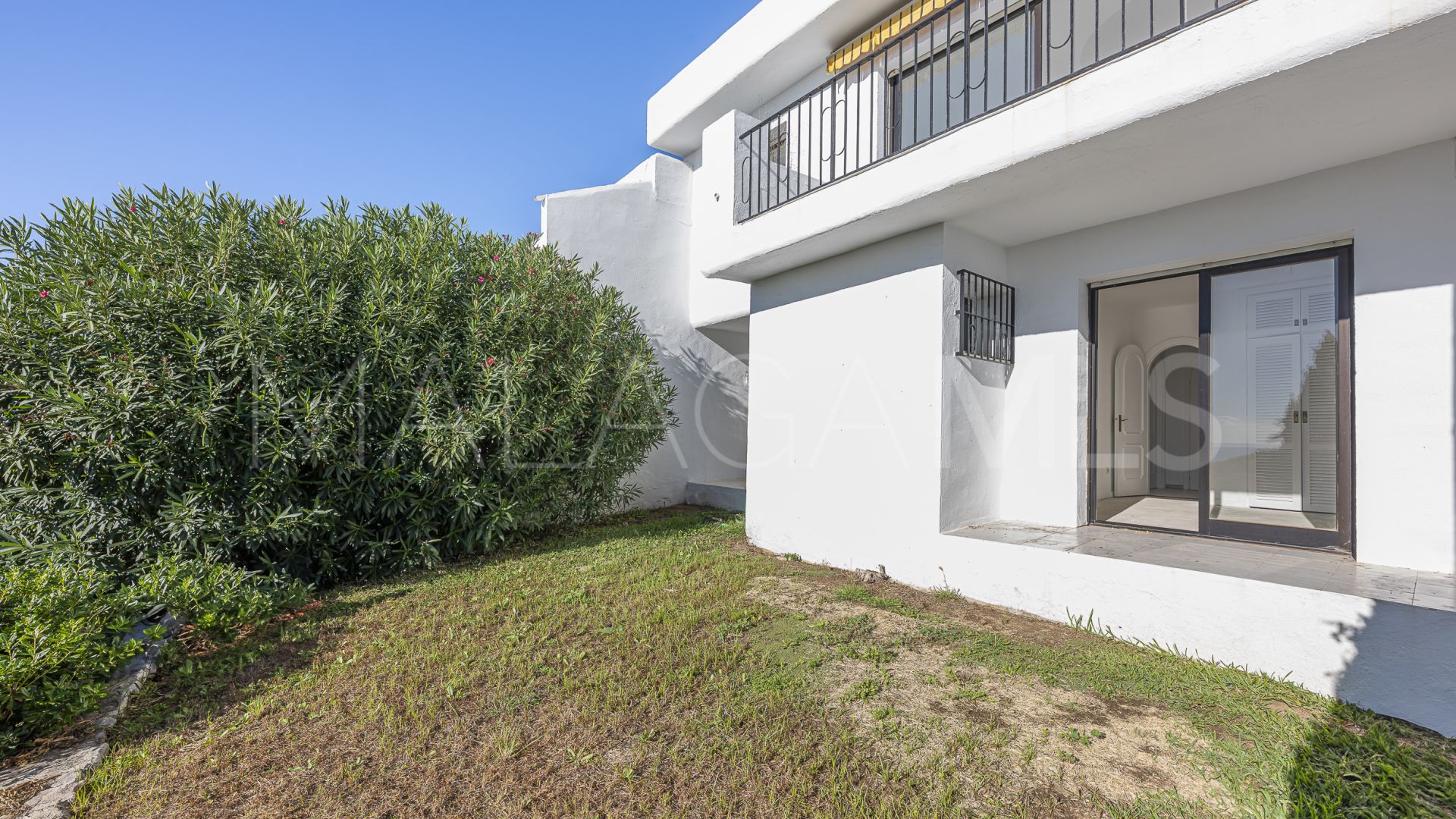 Maison de ville for sale in Cabopino