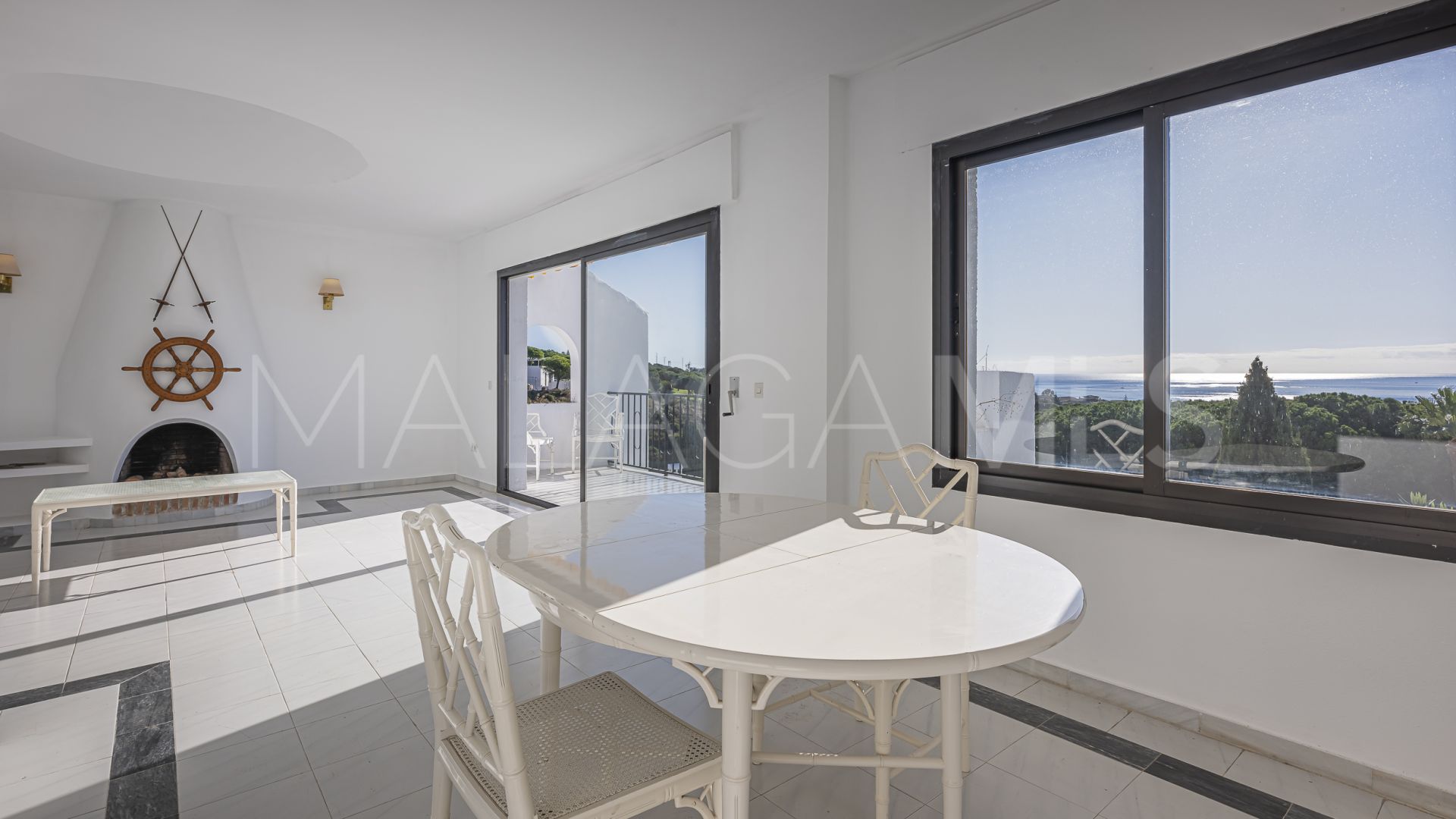 Maison de ville for sale in Cabopino