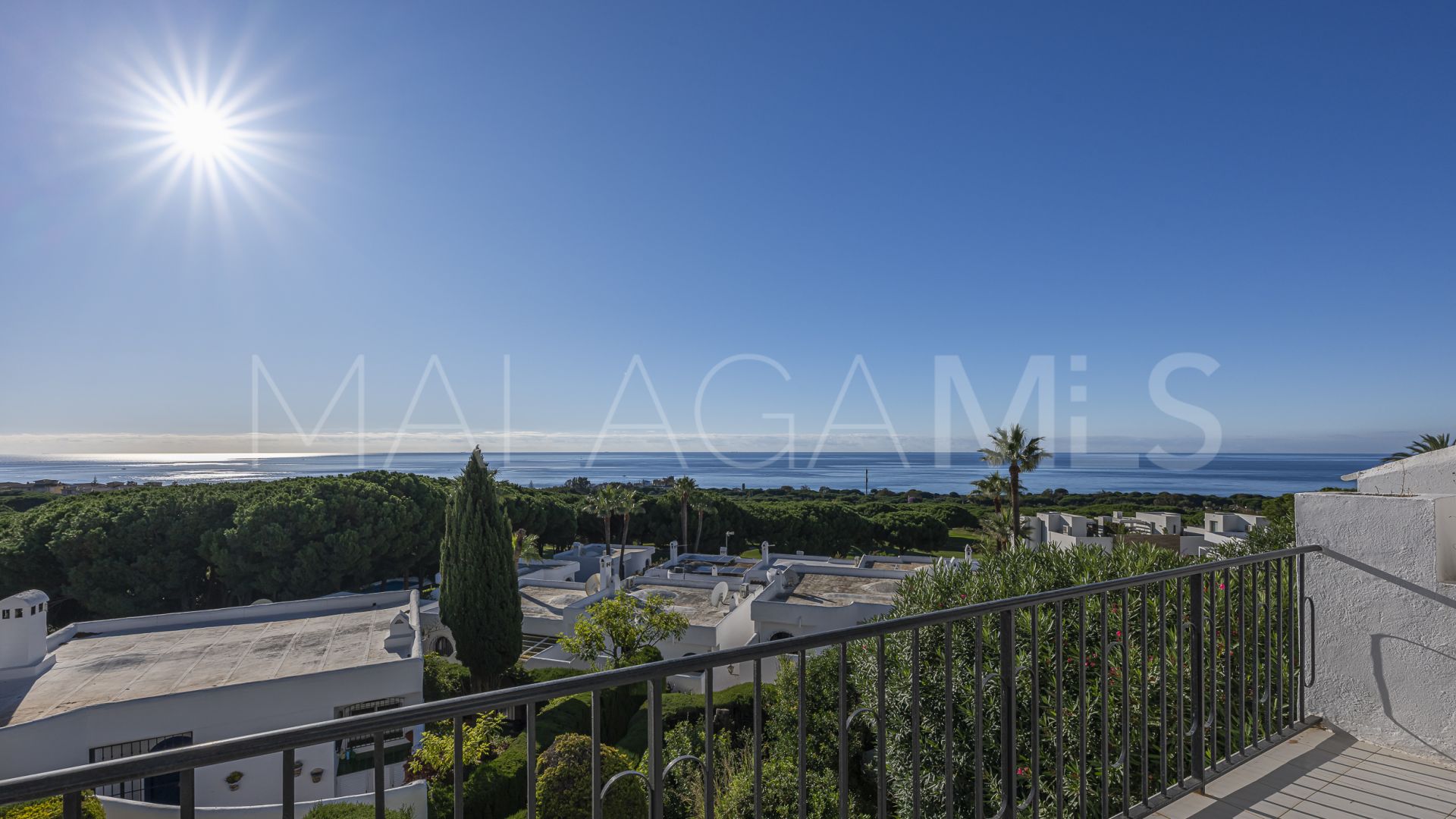 Maison de ville for sale in Cabopino