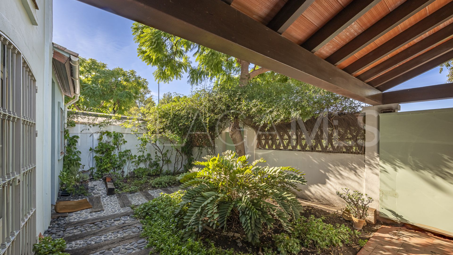 Town house for sale in Guadalmina Alta with 3 bedrooms