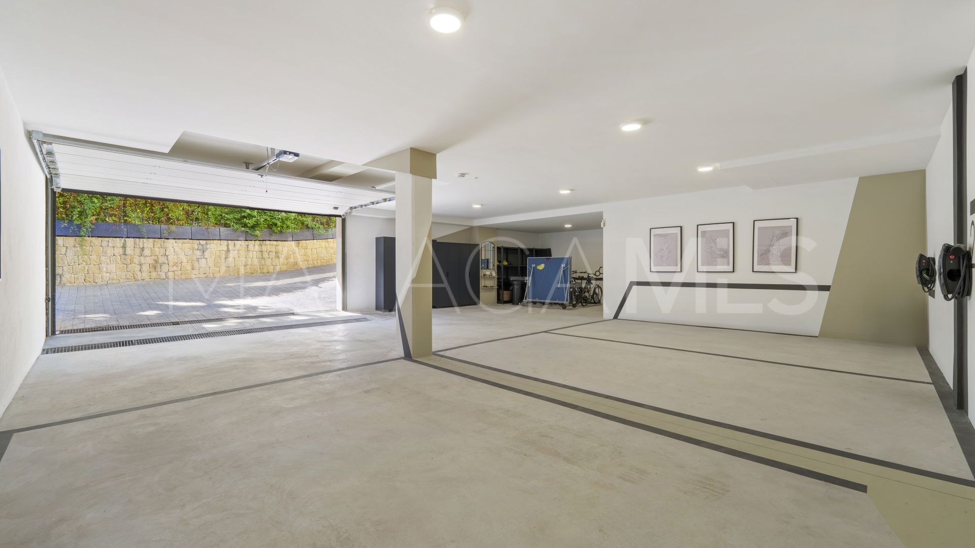 Villa for sale in Altos de Puente Romano