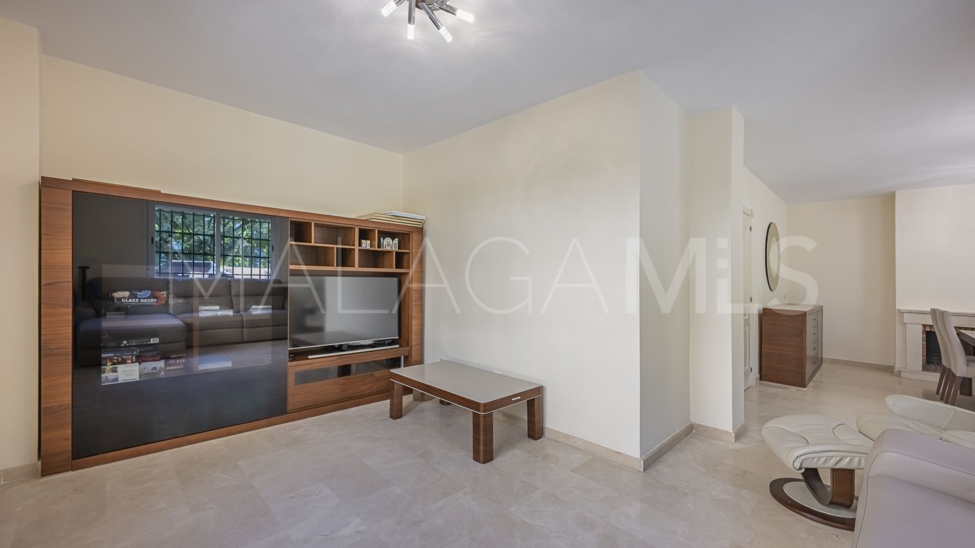 For sale town house in Riviera del Sol with 3 bedrooms