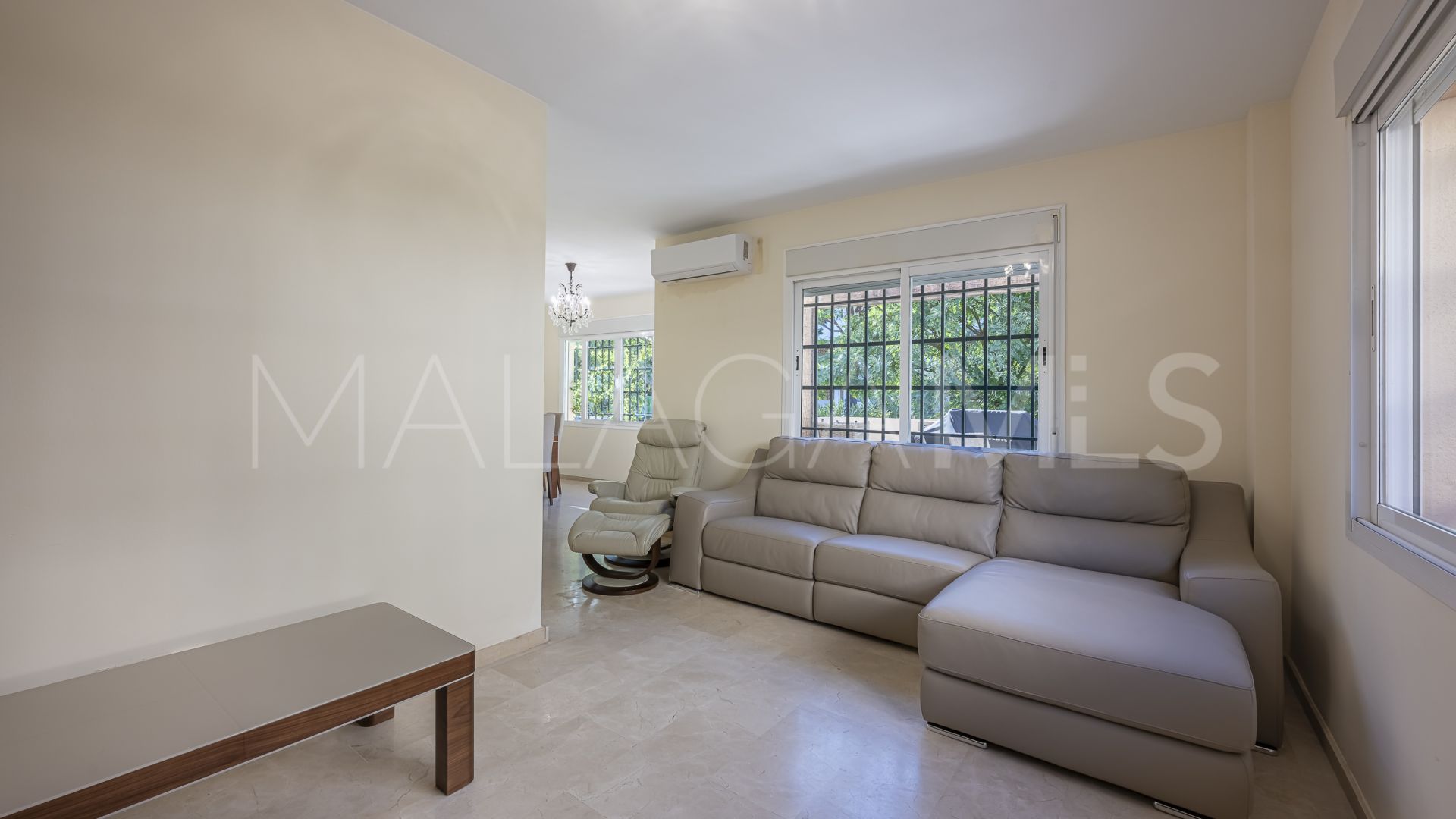 For sale town house in Riviera del Sol with 3 bedrooms