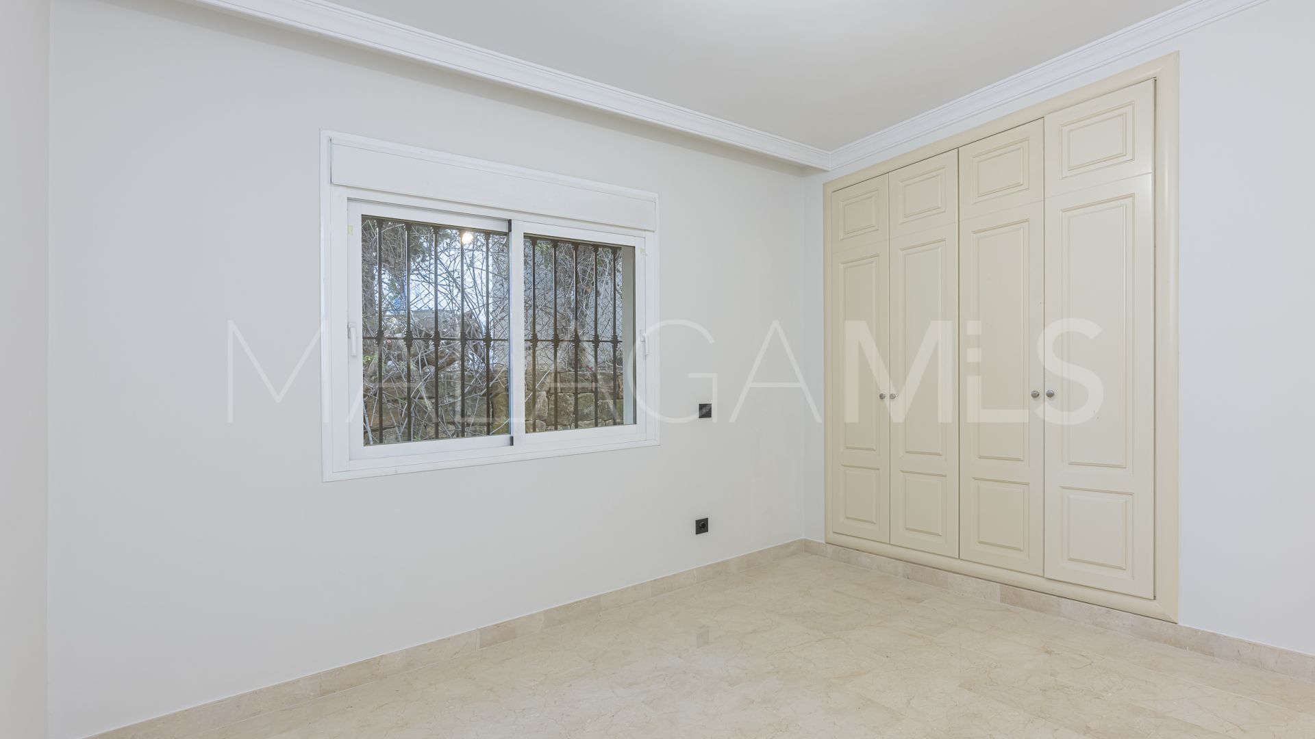 Markplanslägenhet for sale in Montebello Hills