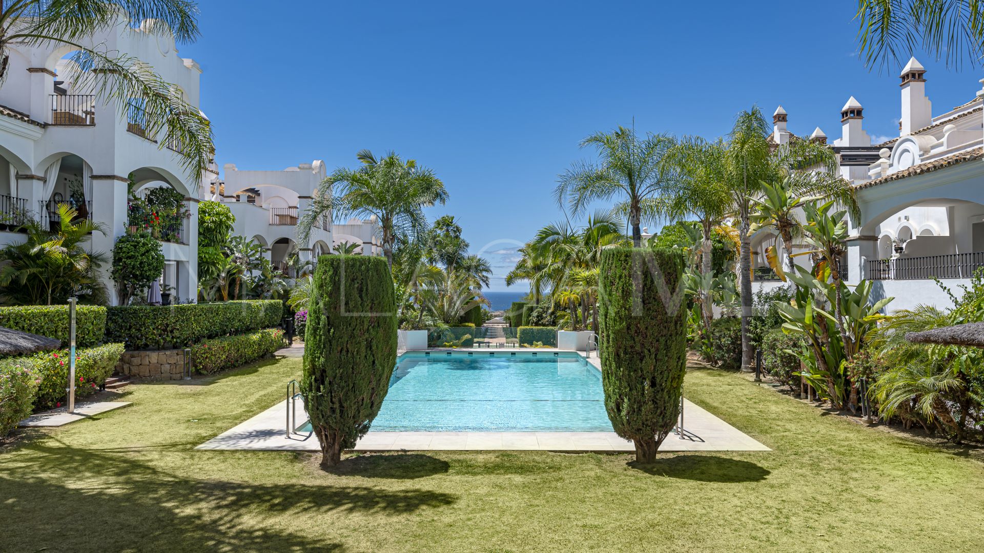 Markplanslägenhet for sale in Montebello Hills