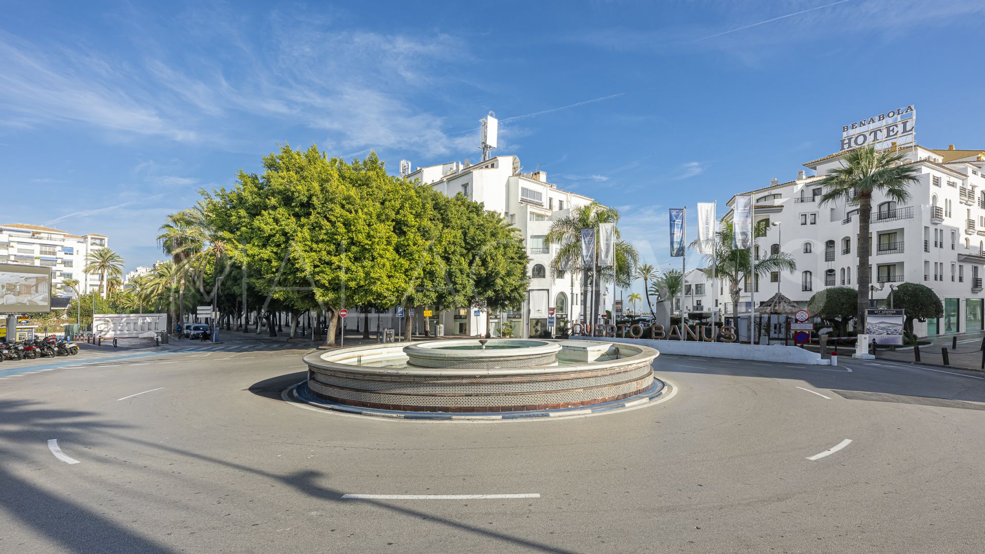 Wohnung for sale in Marbella - Puerto Banus