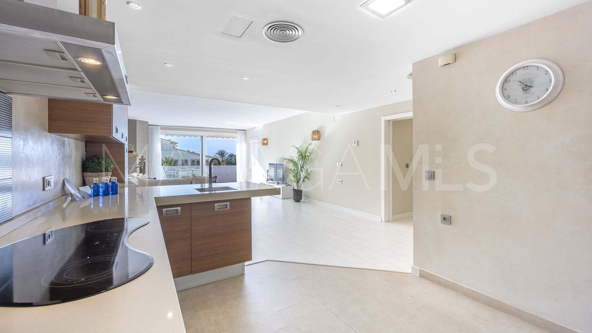 Wohnung for sale in Marbella - Puerto Banus