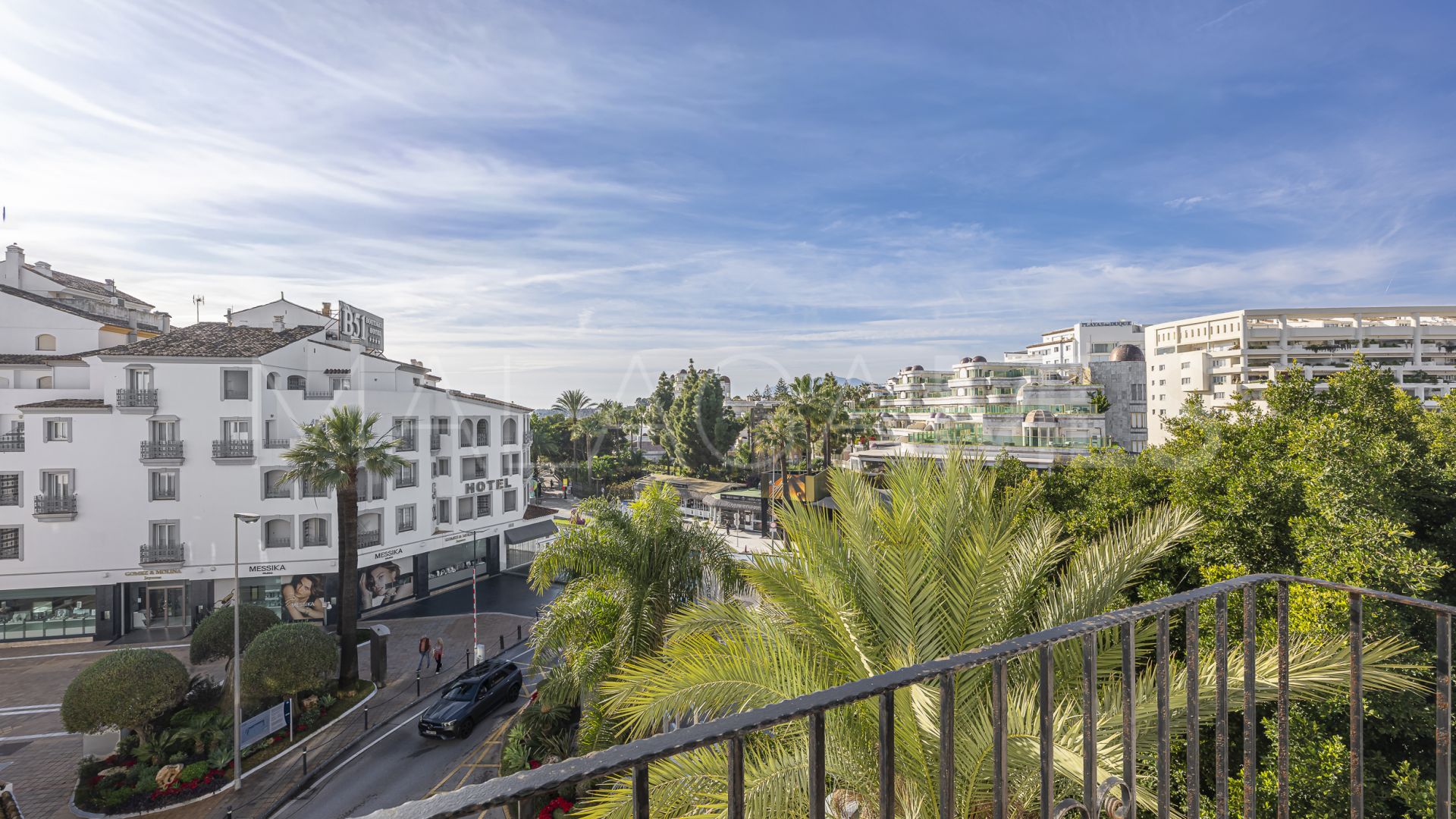 Wohnung for sale in Marbella - Puerto Banus