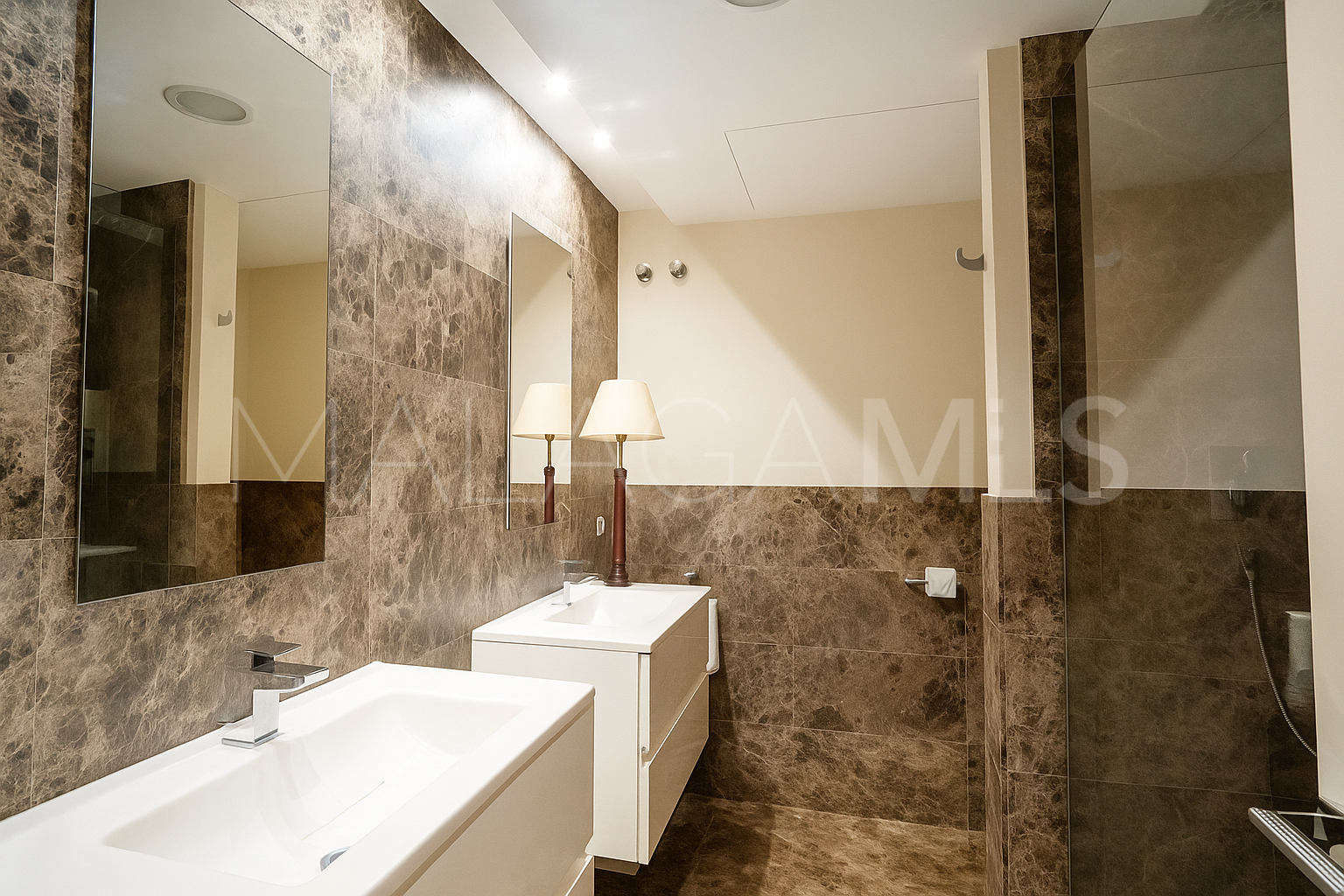 Appartement rez de chaussée for sale in Marina Puente Romano