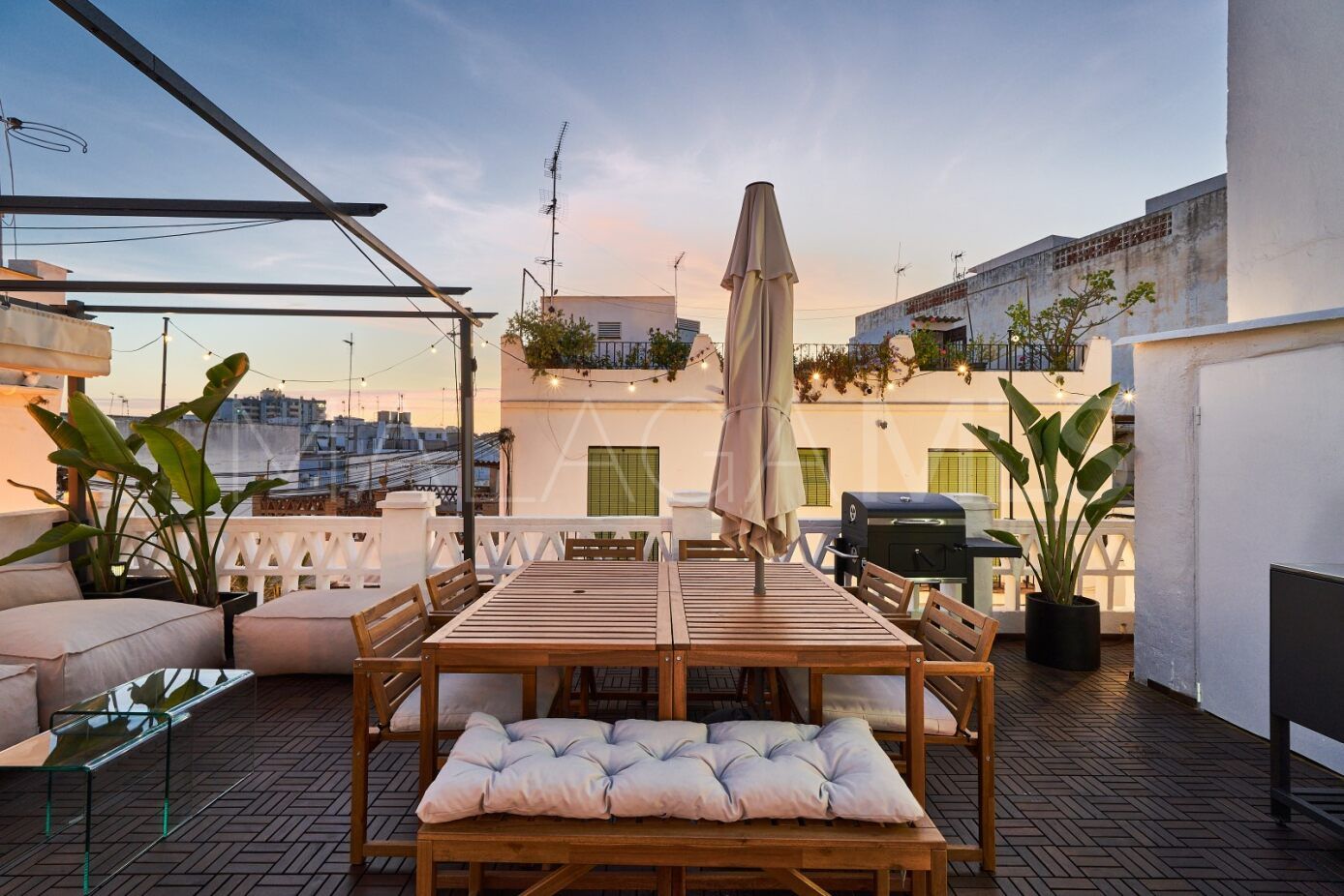 Reihenhaus for sale in Casco antiguo