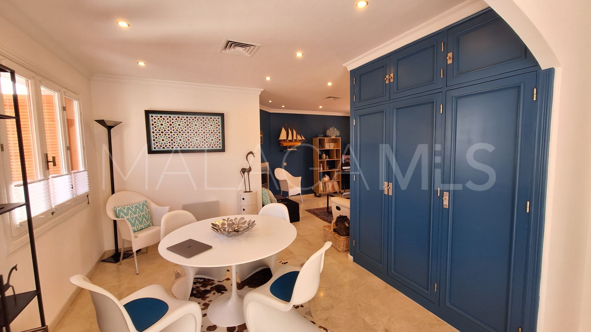 Penthaus for sale in Le Village