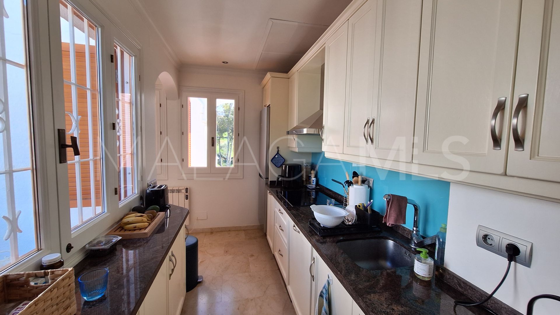 Penthaus for sale in Le Village