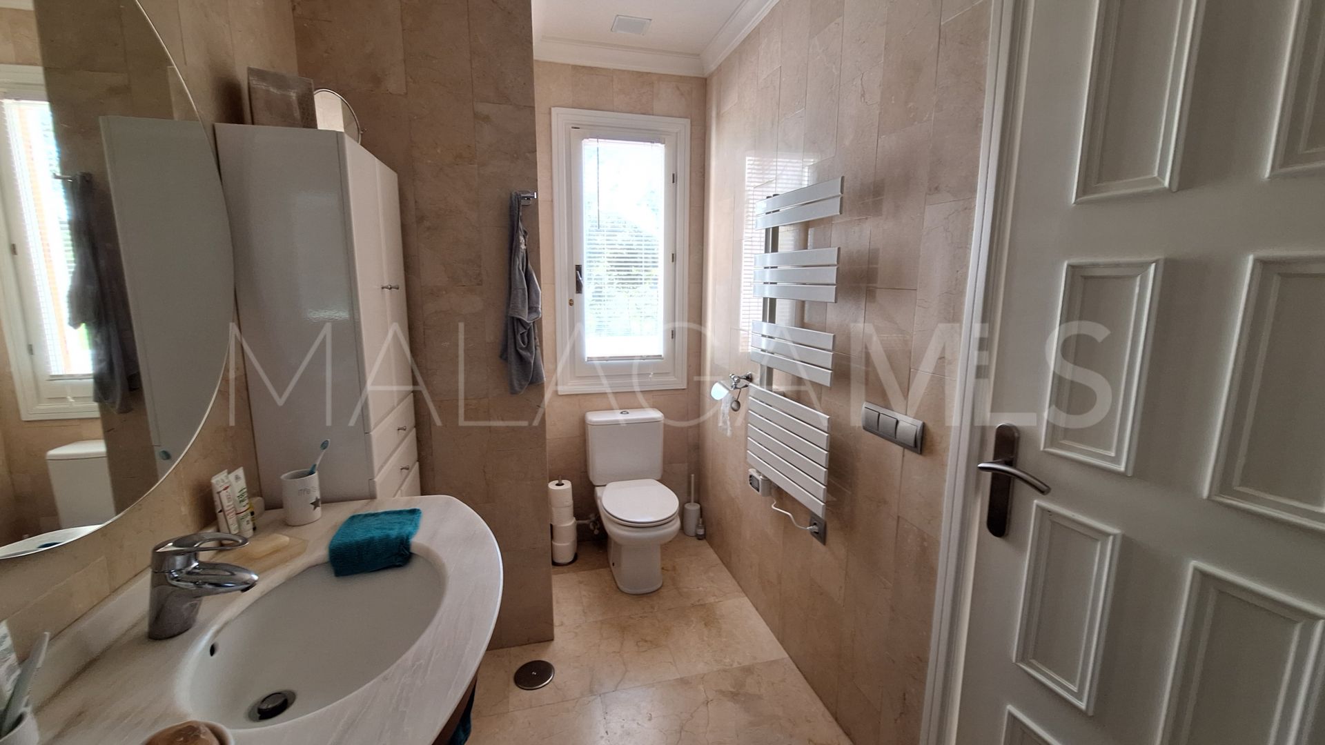 Penthaus for sale in Le Village