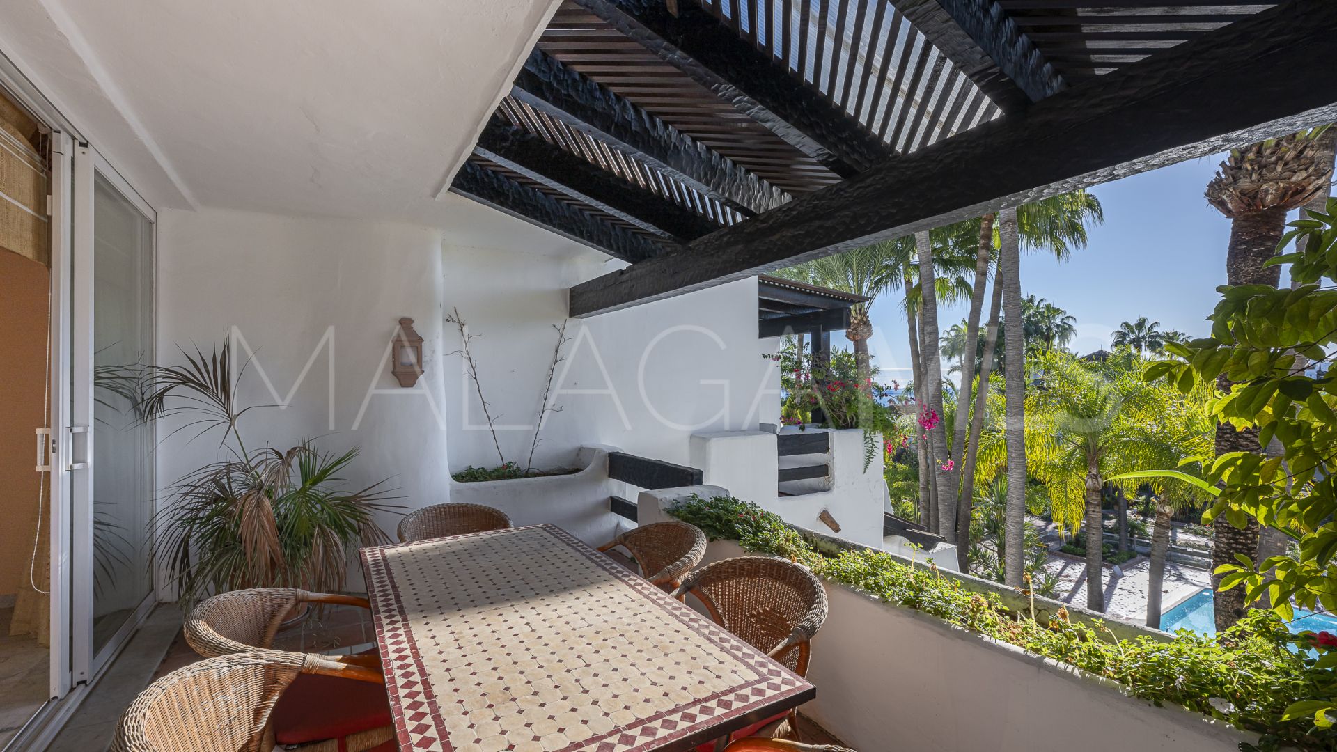 Tvåvånings takvåning for sale in Marina Puente Romano