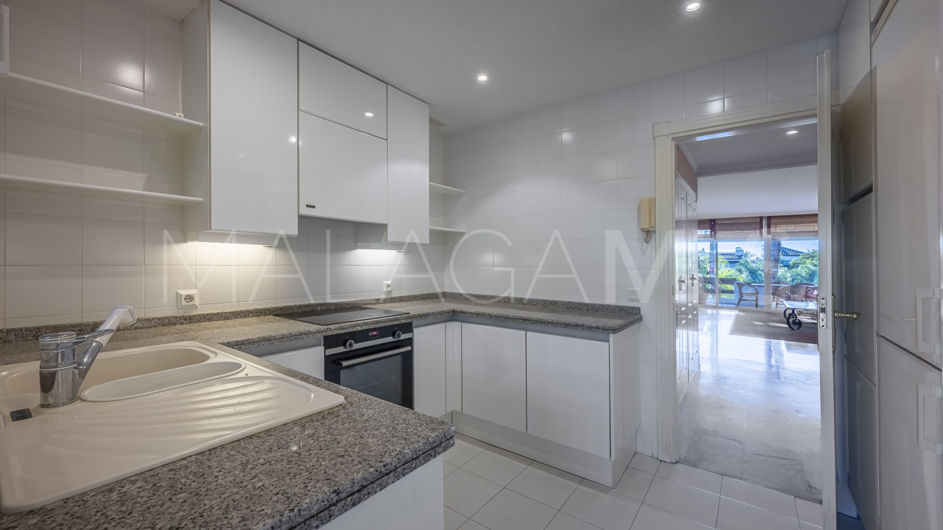 Tvåvånings takvåning for sale in Marina Puente Romano