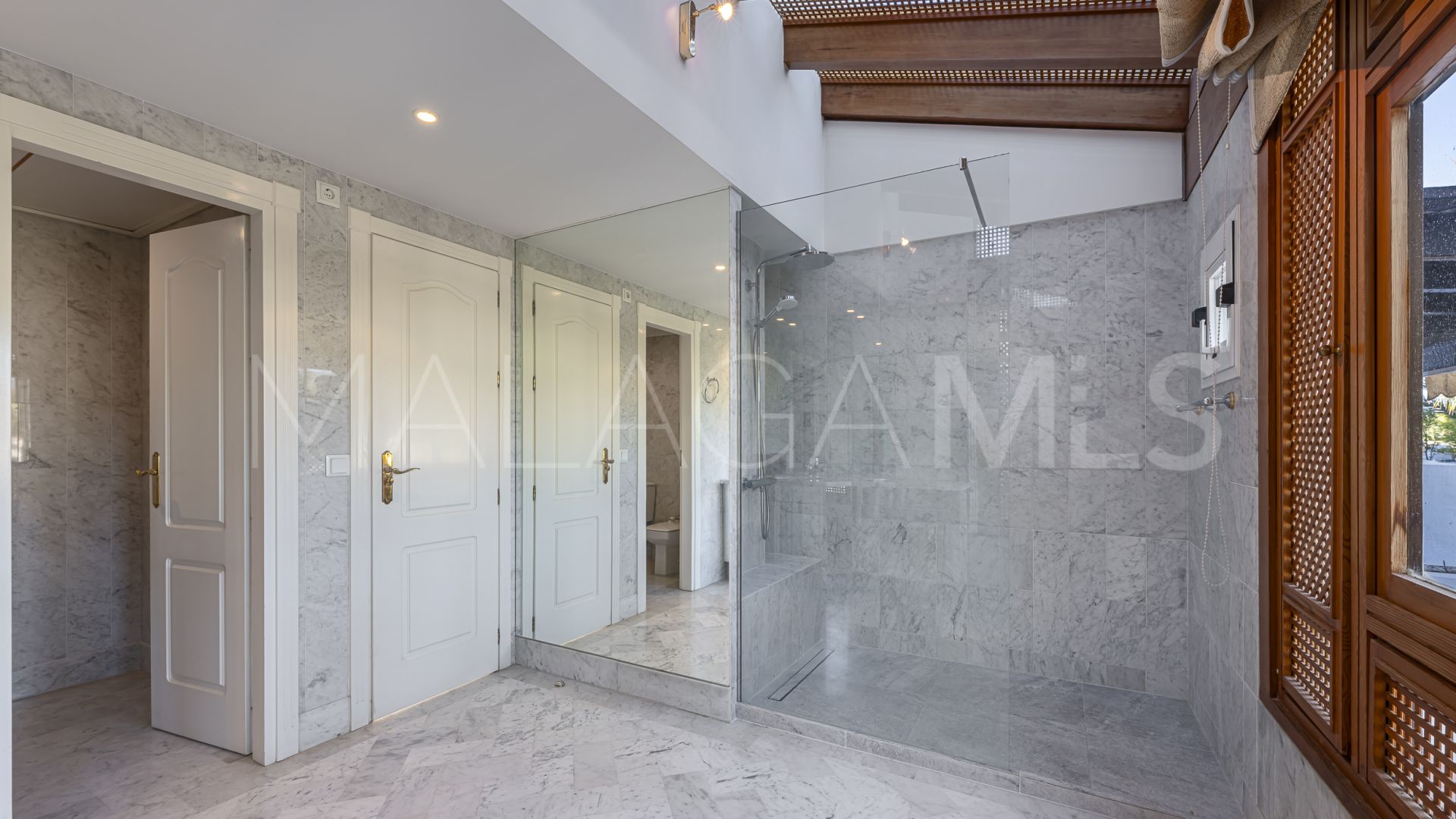 Tvåvånings takvåning for sale in Marina Puente Romano