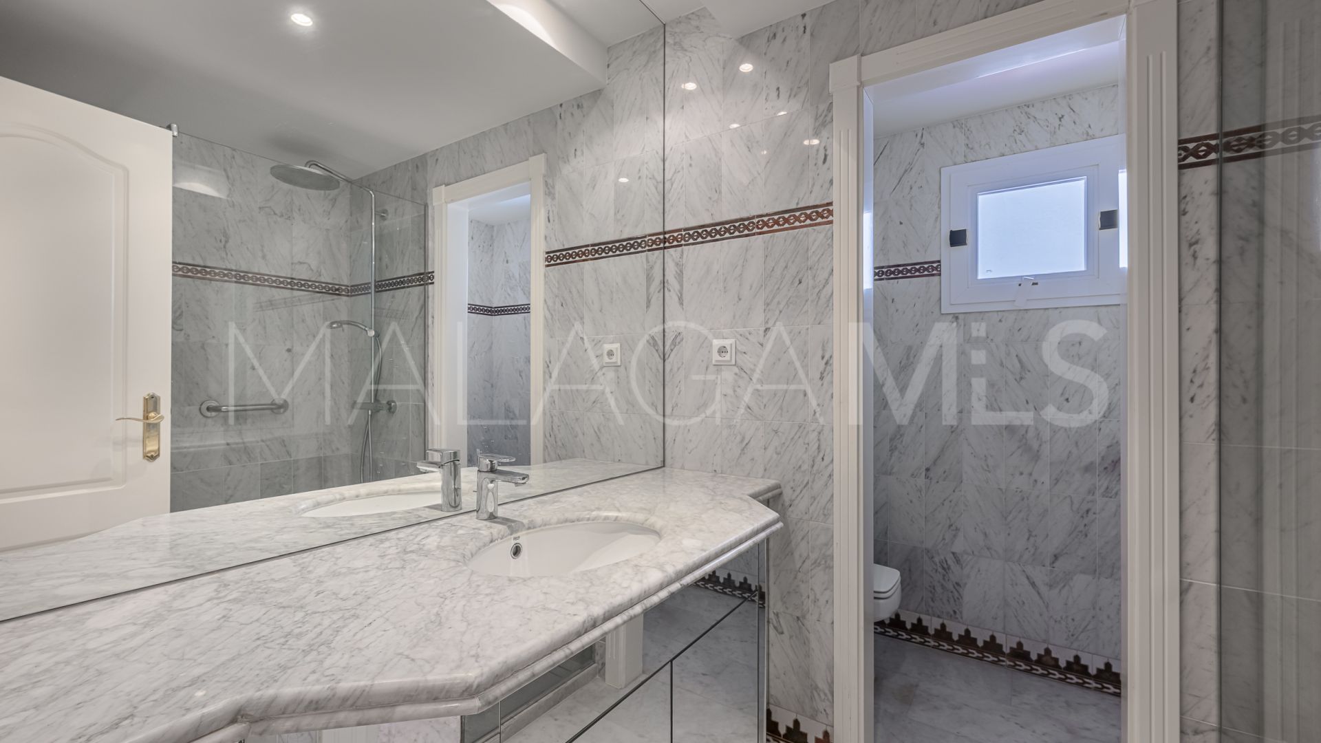 Tvåvånings takvåning for sale in Marina Puente Romano