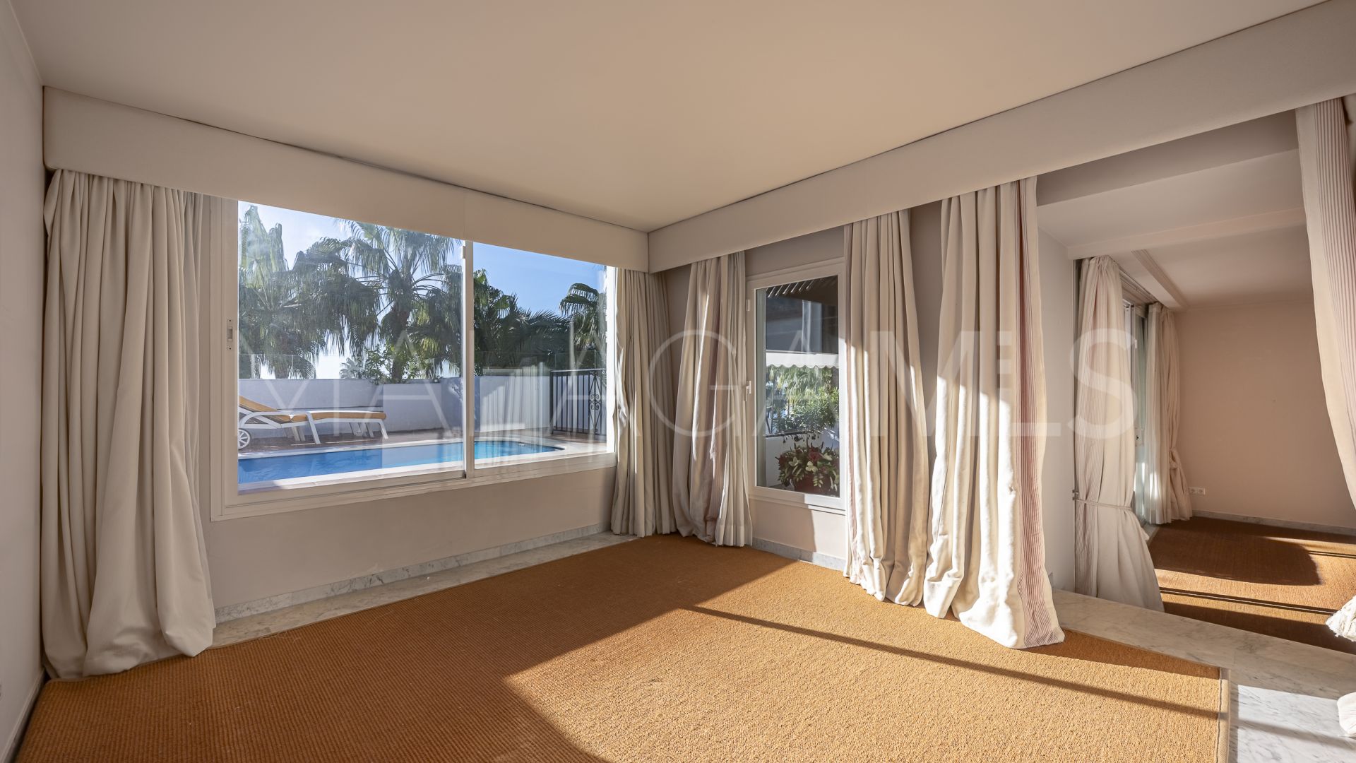 Tvåvånings takvåning for sale in Marina Puente Romano