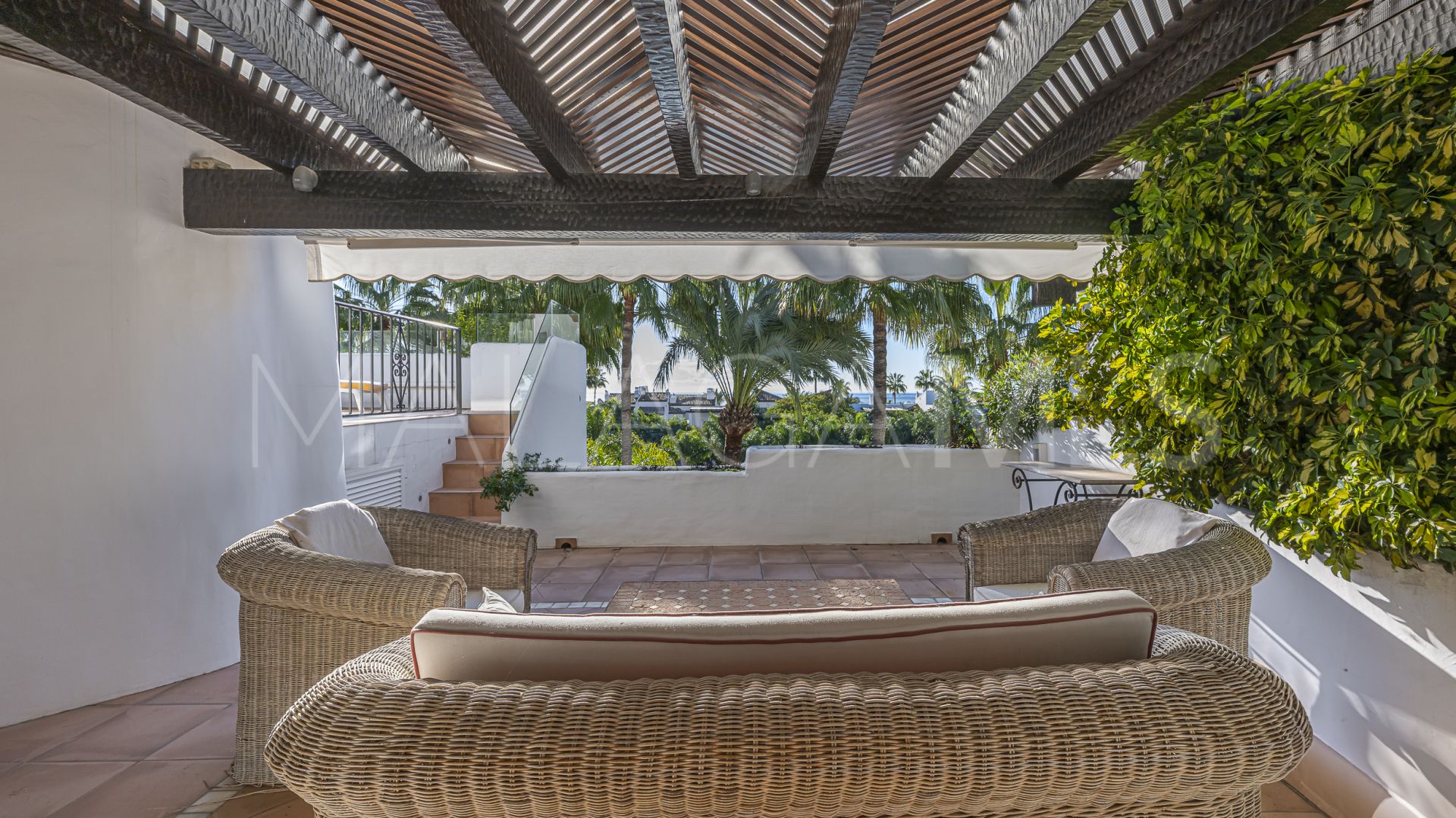 Tvåvånings takvåning for sale in Marina Puente Romano