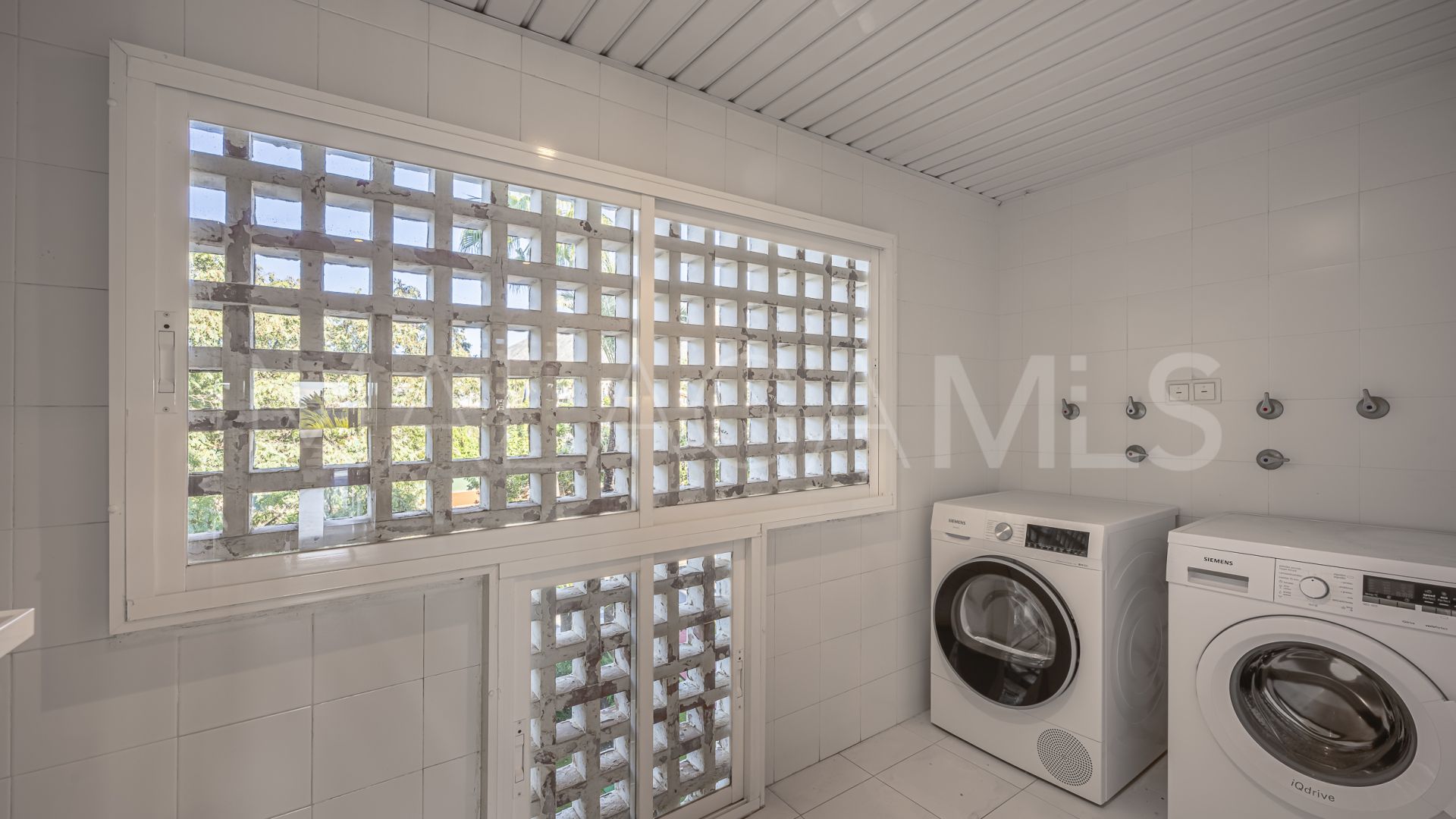 Tvåvånings takvåning for sale in Marina Puente Romano