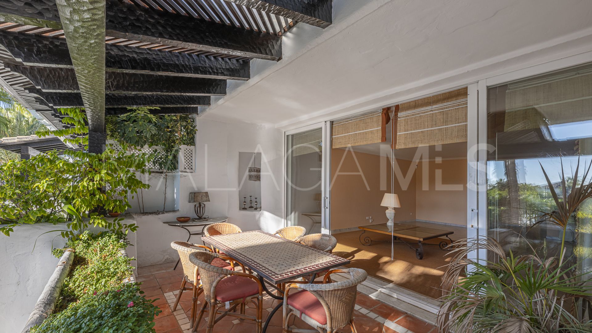 Tvåvånings takvåning for sale in Marina Puente Romano