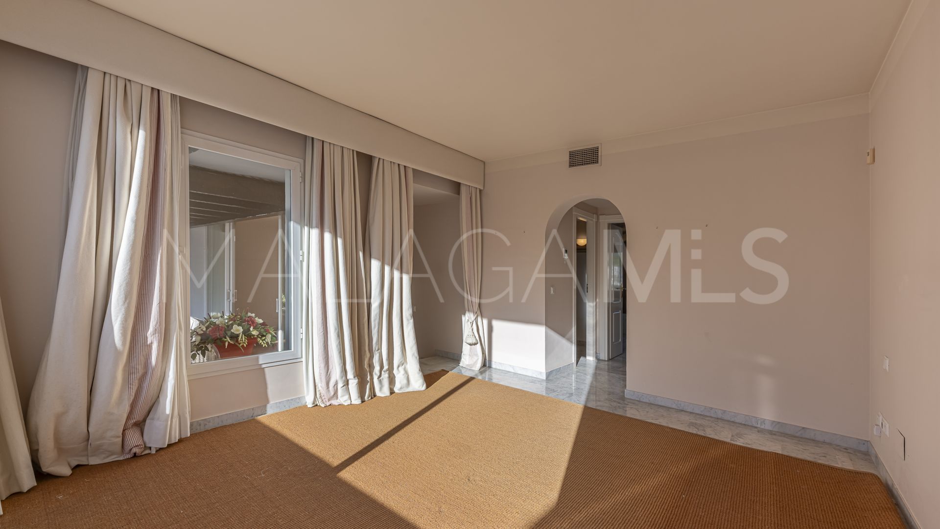 Tvåvånings takvåning for sale in Marina Puente Romano