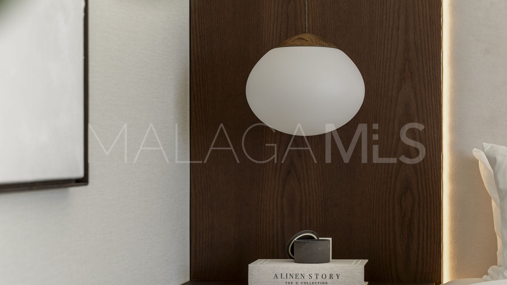 Nueva Andalucia 5 bedrooms villa for sale