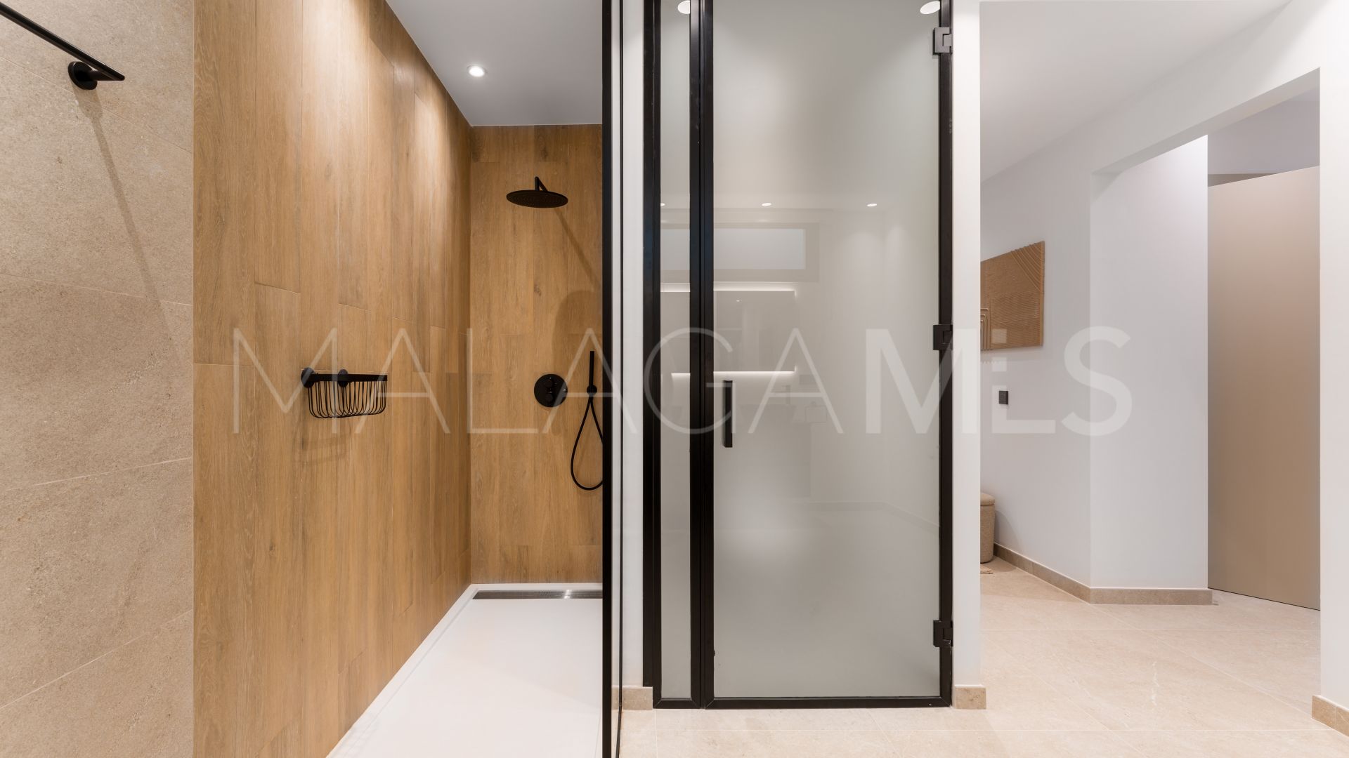 Villa for sale in La Cerquilla with 5 bedrooms