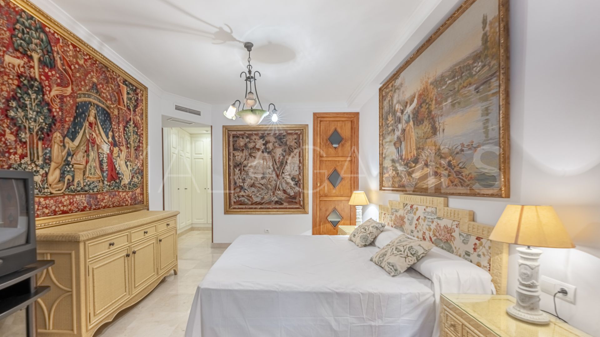 Apartamento for sale with 2 bedrooms in Marbella - Puerto Banus