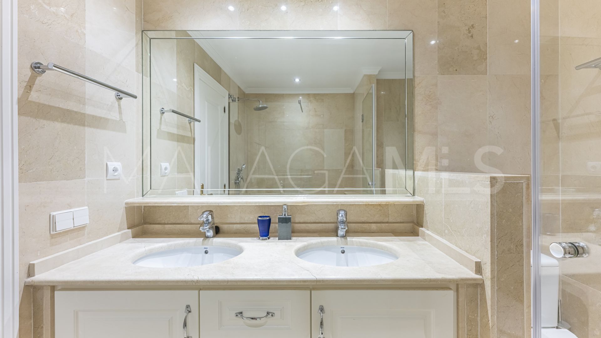 Apartamento for sale with 2 bedrooms in Marbella - Puerto Banus