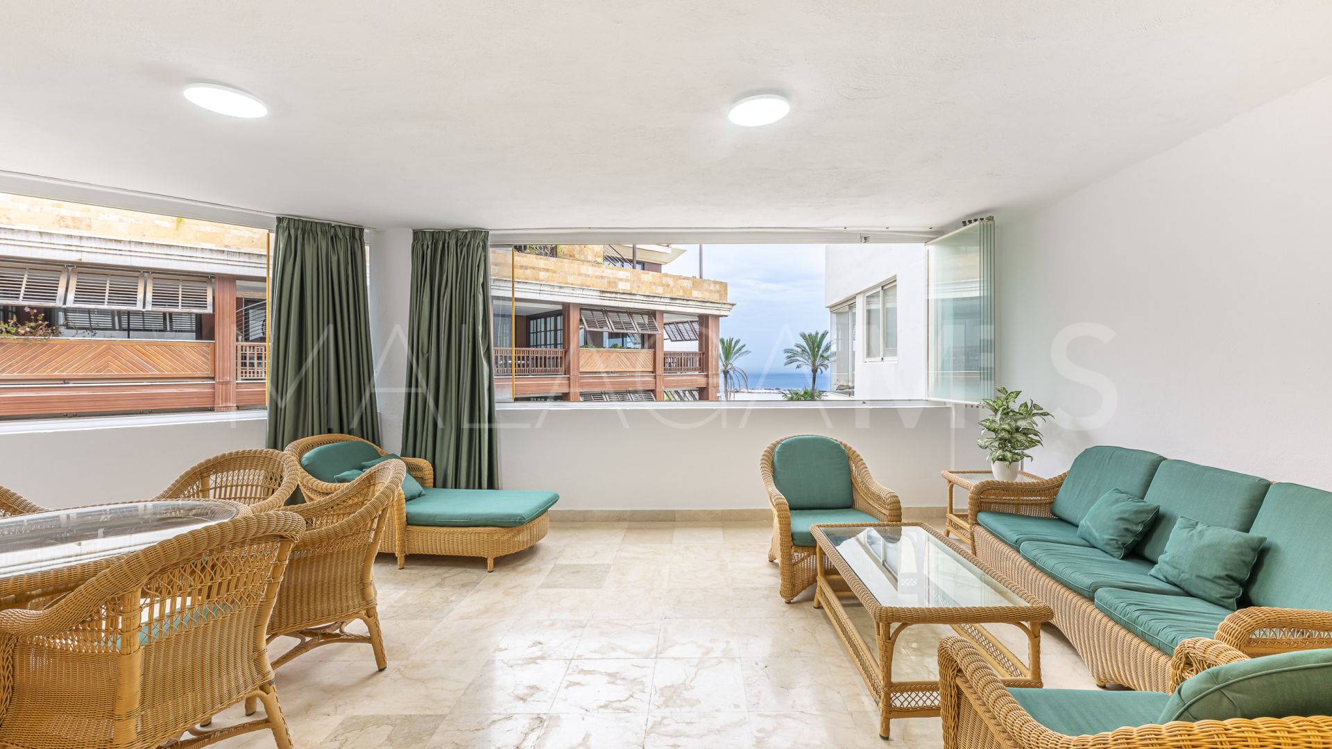 Apartamento for sale with 2 bedrooms in Marbella - Puerto Banus