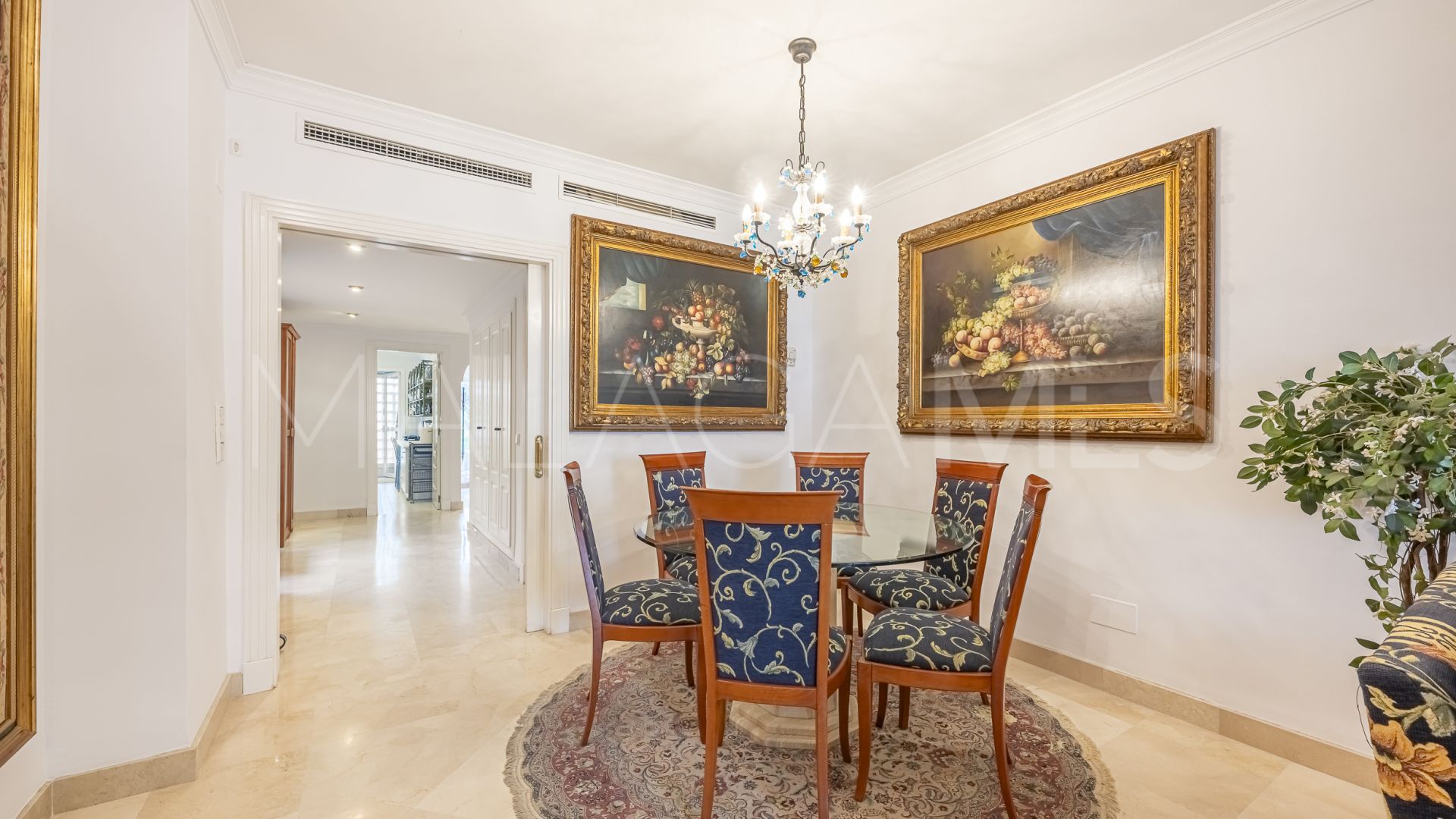 Apartamento for sale with 2 bedrooms in Marbella - Puerto Banus