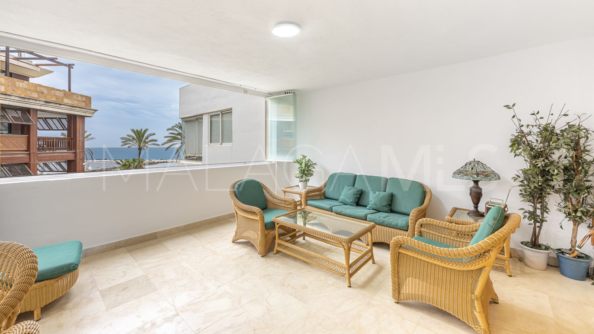 Apartamento for sale with 2 bedrooms in Marbella - Puerto Banus