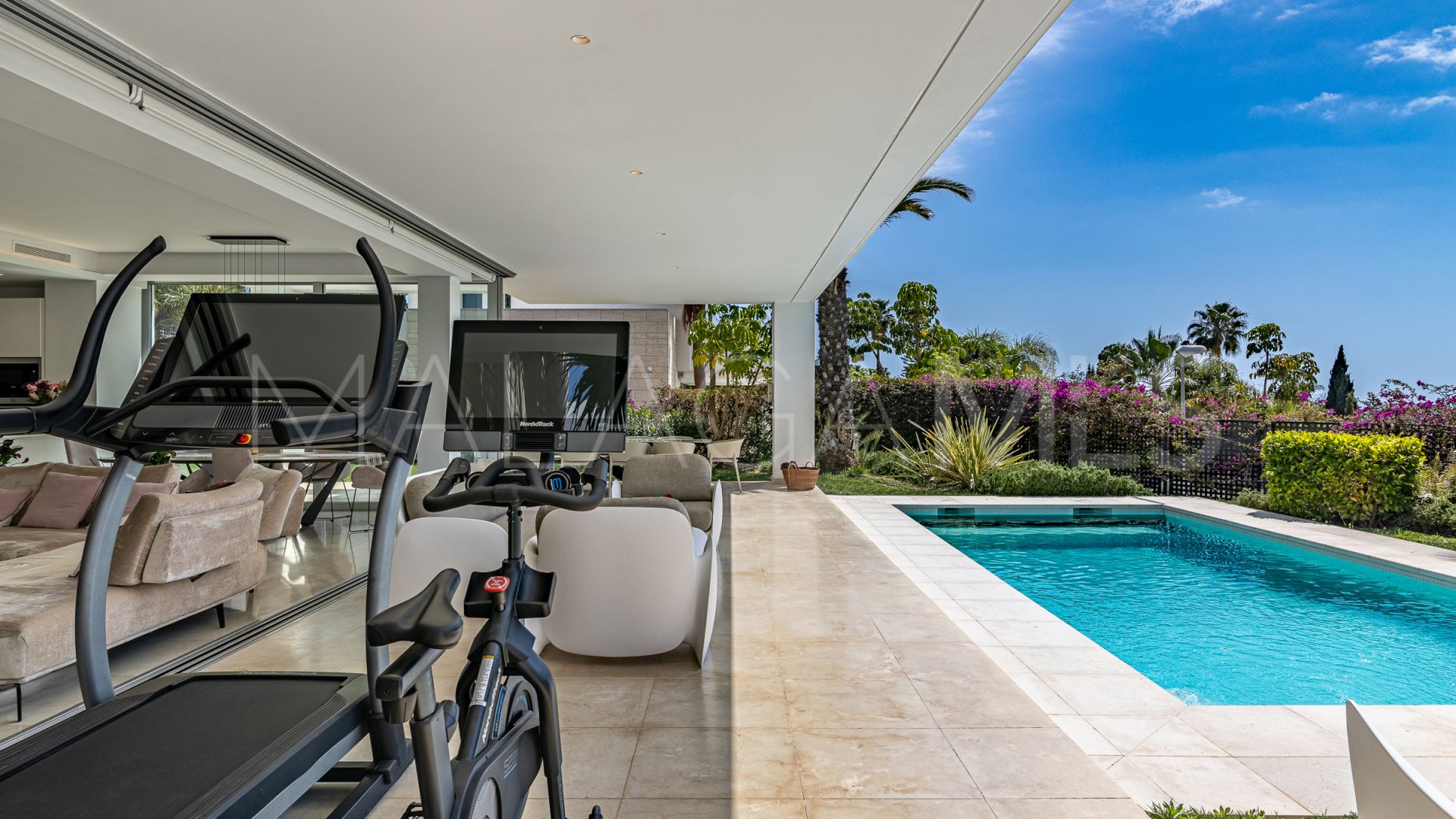 Villa for sale in Rio Real