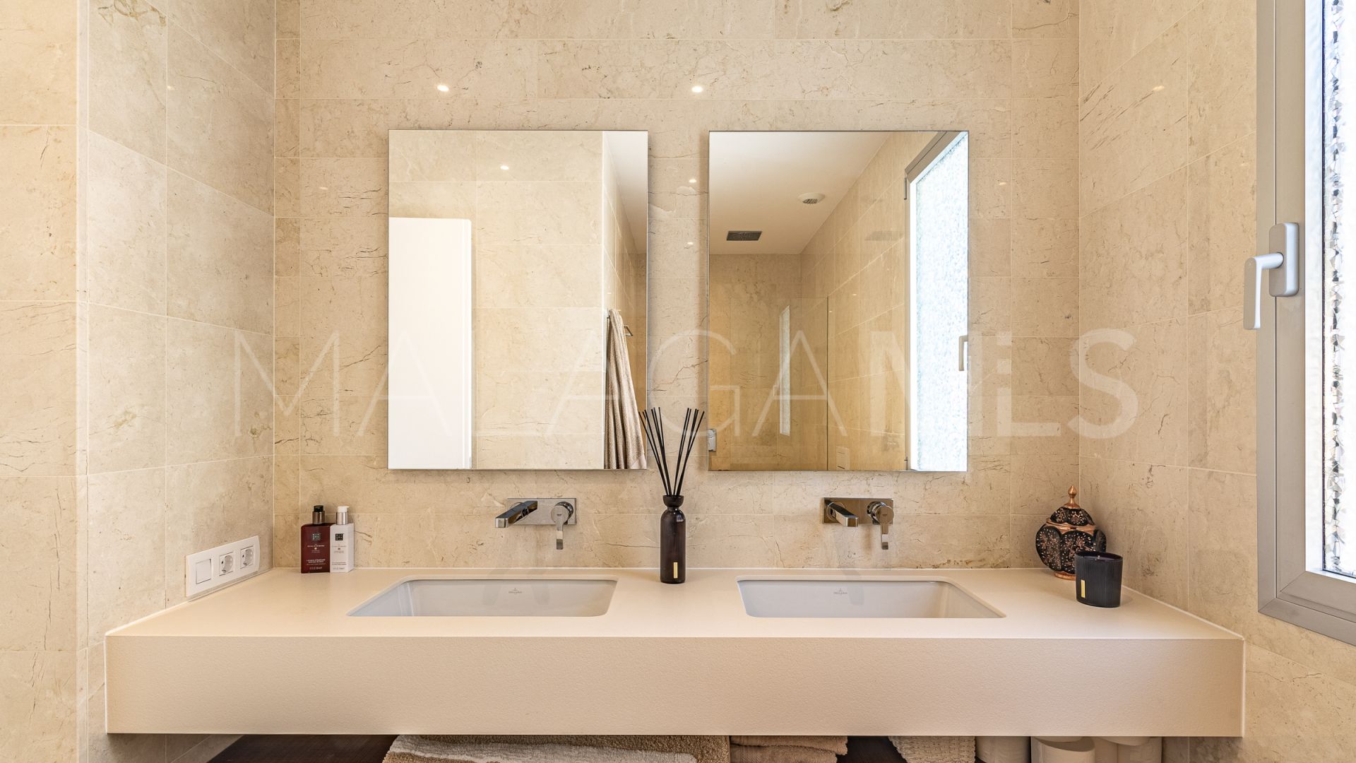 Villa for sale in Rio Real