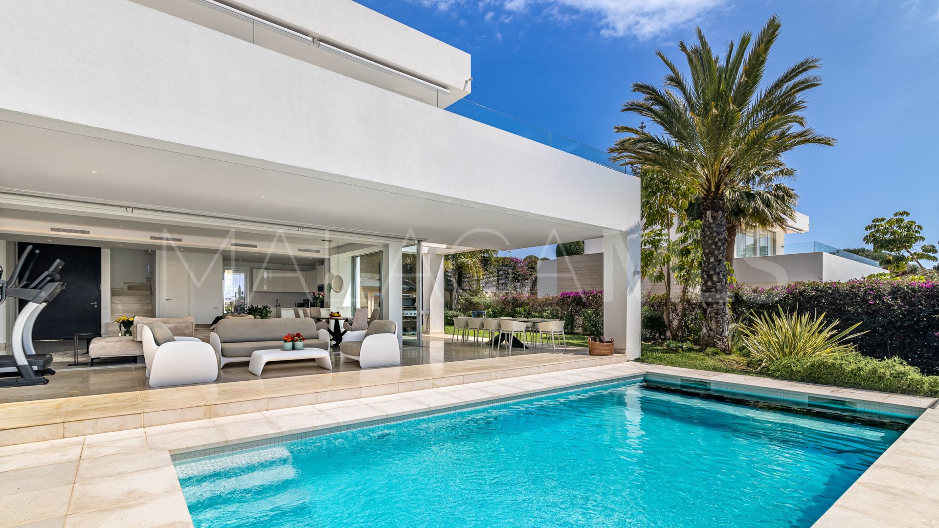 Villa for sale in Rio Real