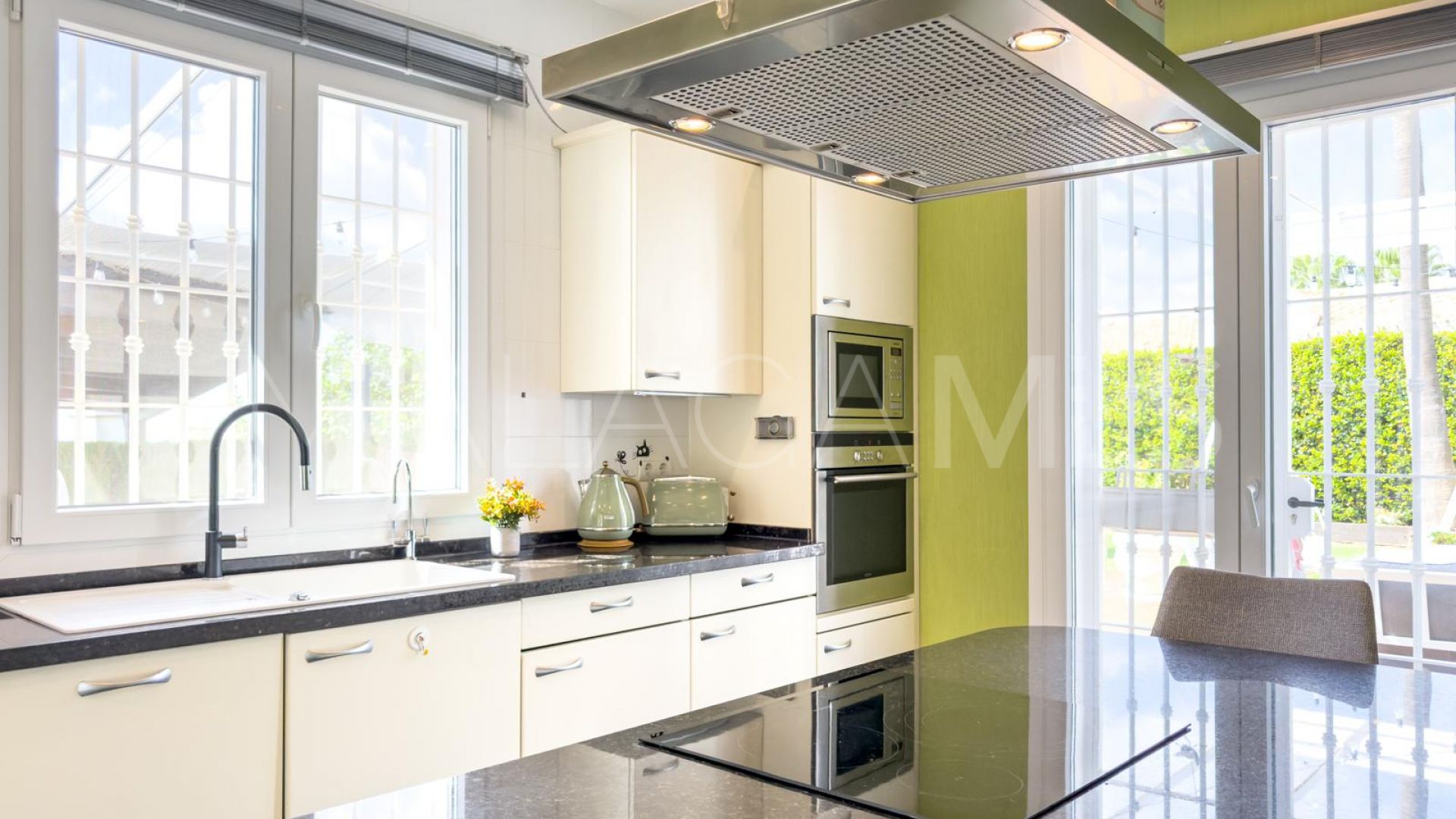 Villa for sale in Carretera de Istan