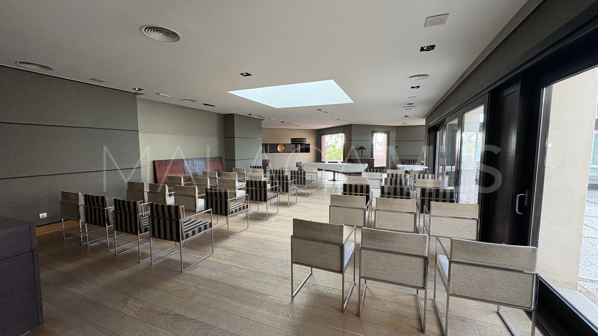 Restaurant for sale in Mansion Club