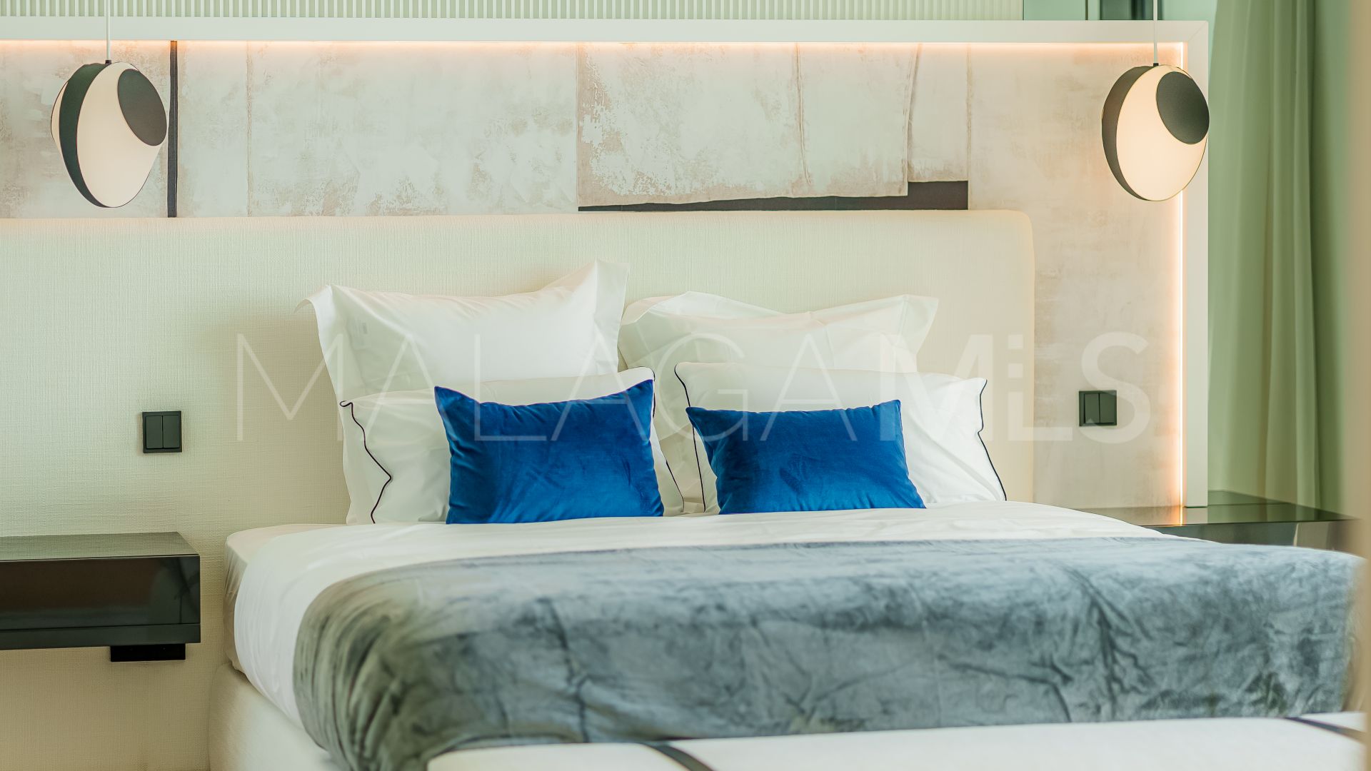 Villa for sale in La Quinta Hills with 8 bedrooms