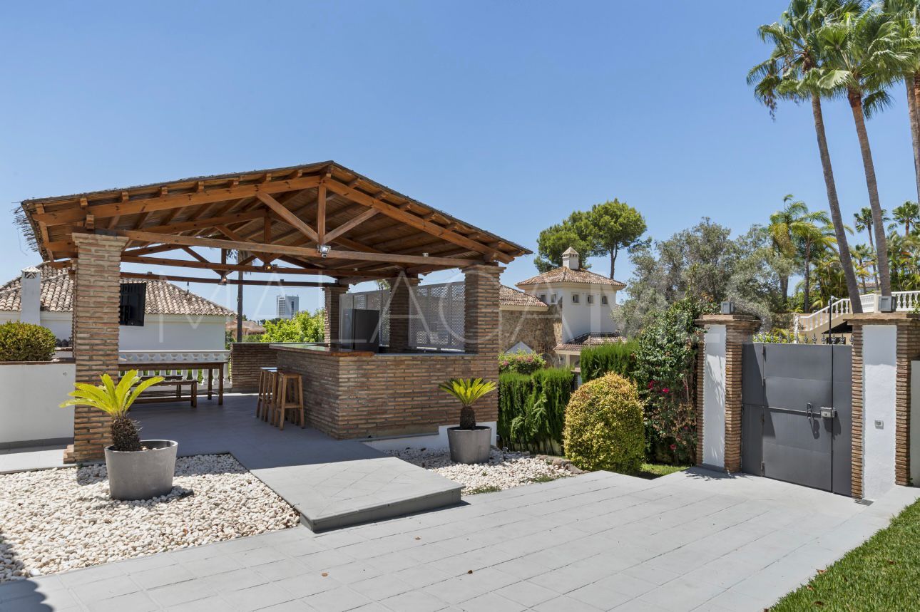 Elviria villa for sale