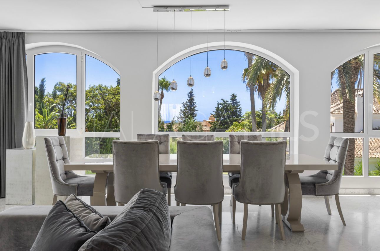 Elviria villa for sale