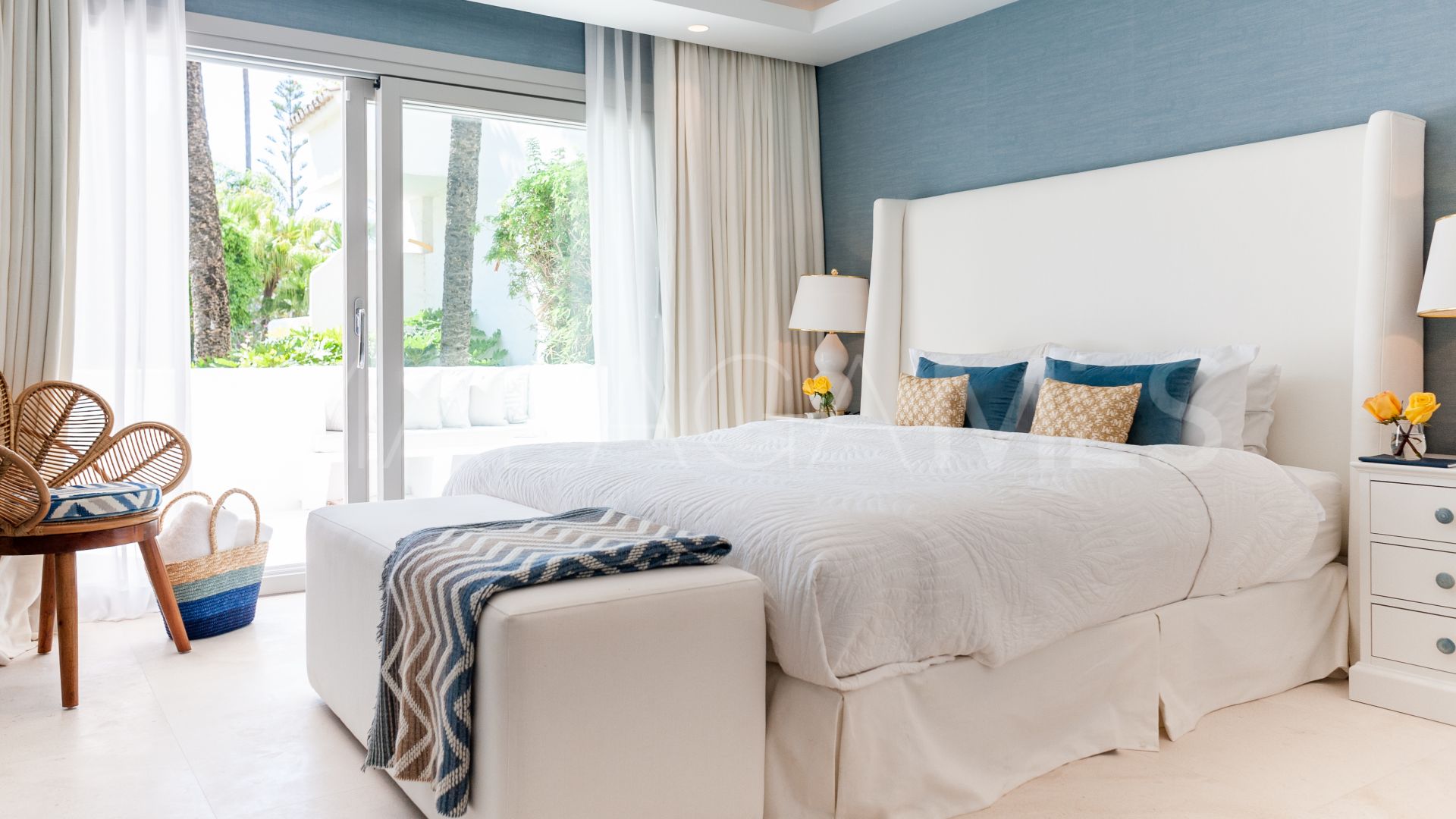 For sale Alhambra del Mar ground floor apartment with 3 bedrooms