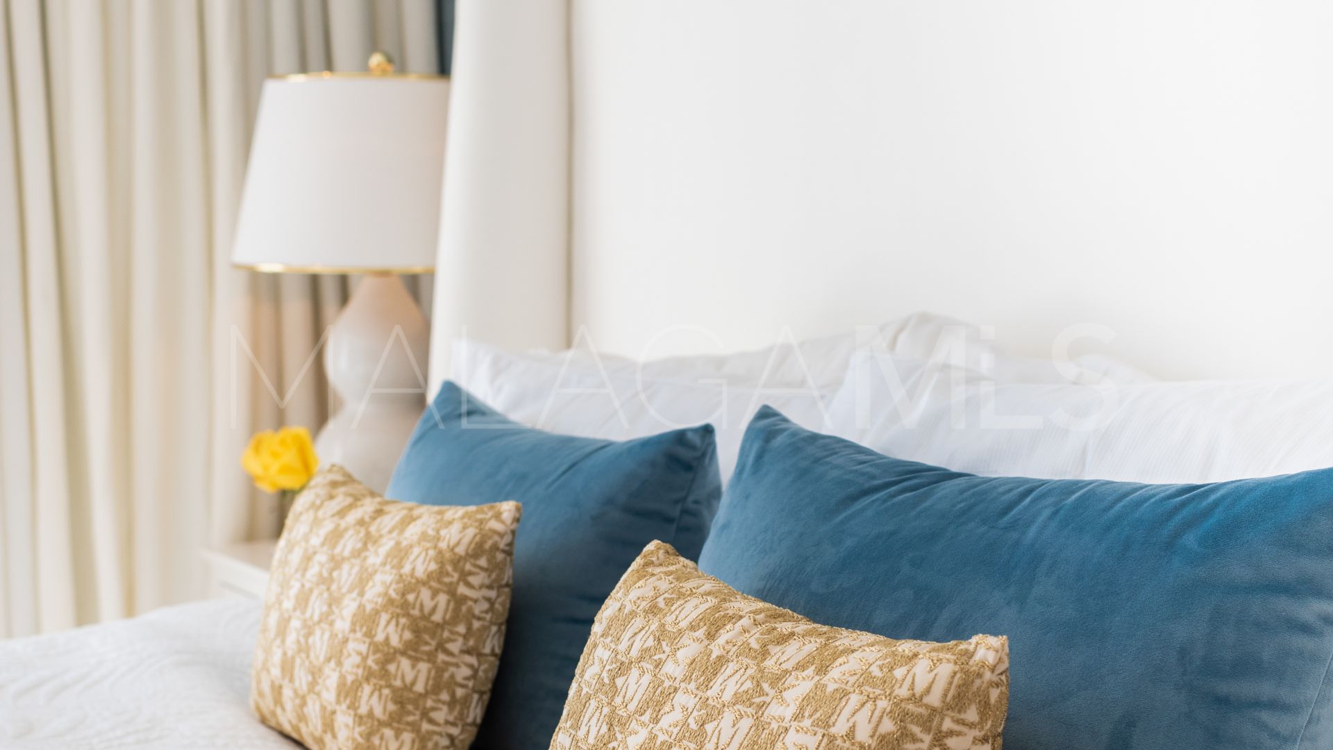 For sale Alhambra del Mar ground floor apartment with 3 bedrooms