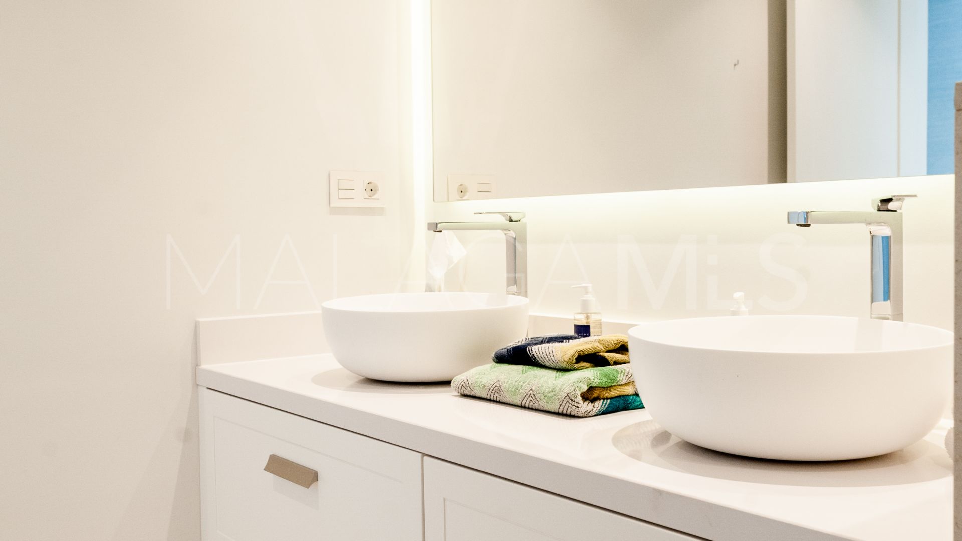 For sale Alhambra del Mar ground floor apartment with 3 bedrooms