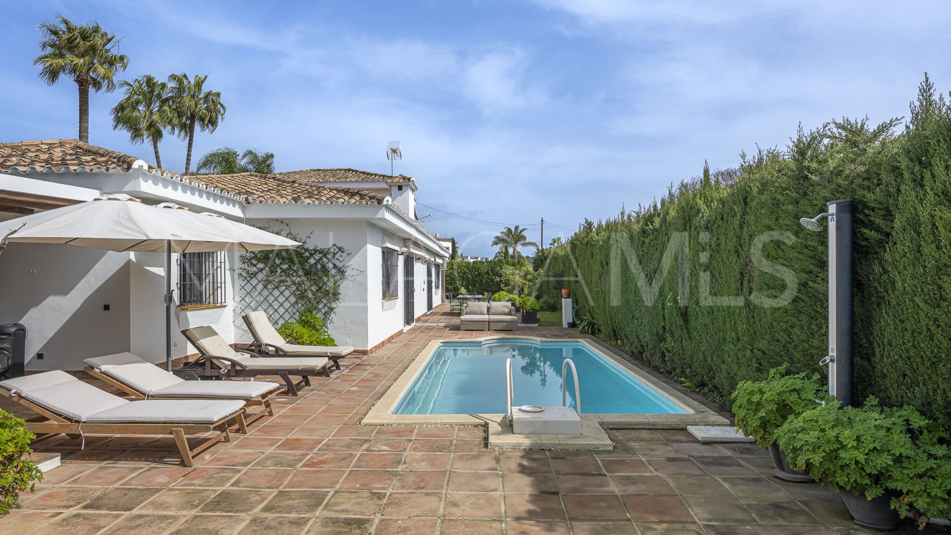 Villa for sale in Marbella Golden Mile