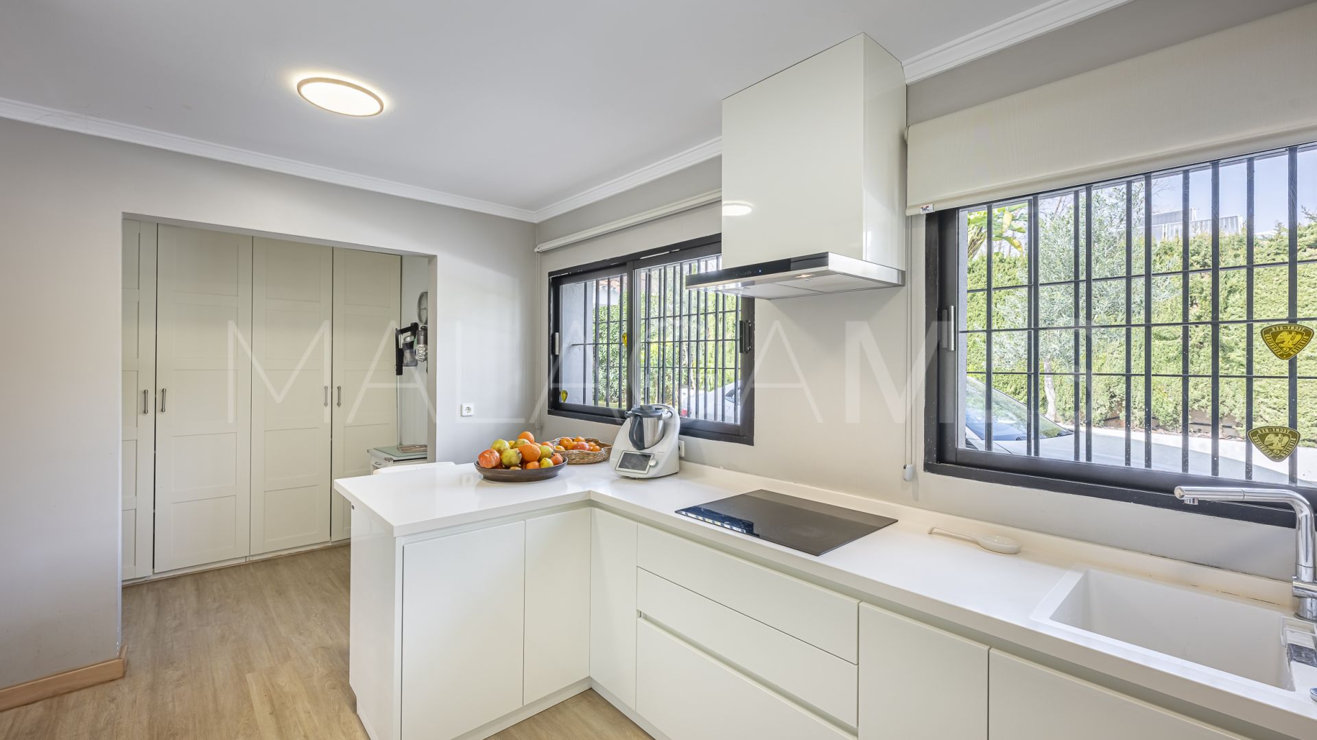 Villa for sale in Marbella Golden Mile